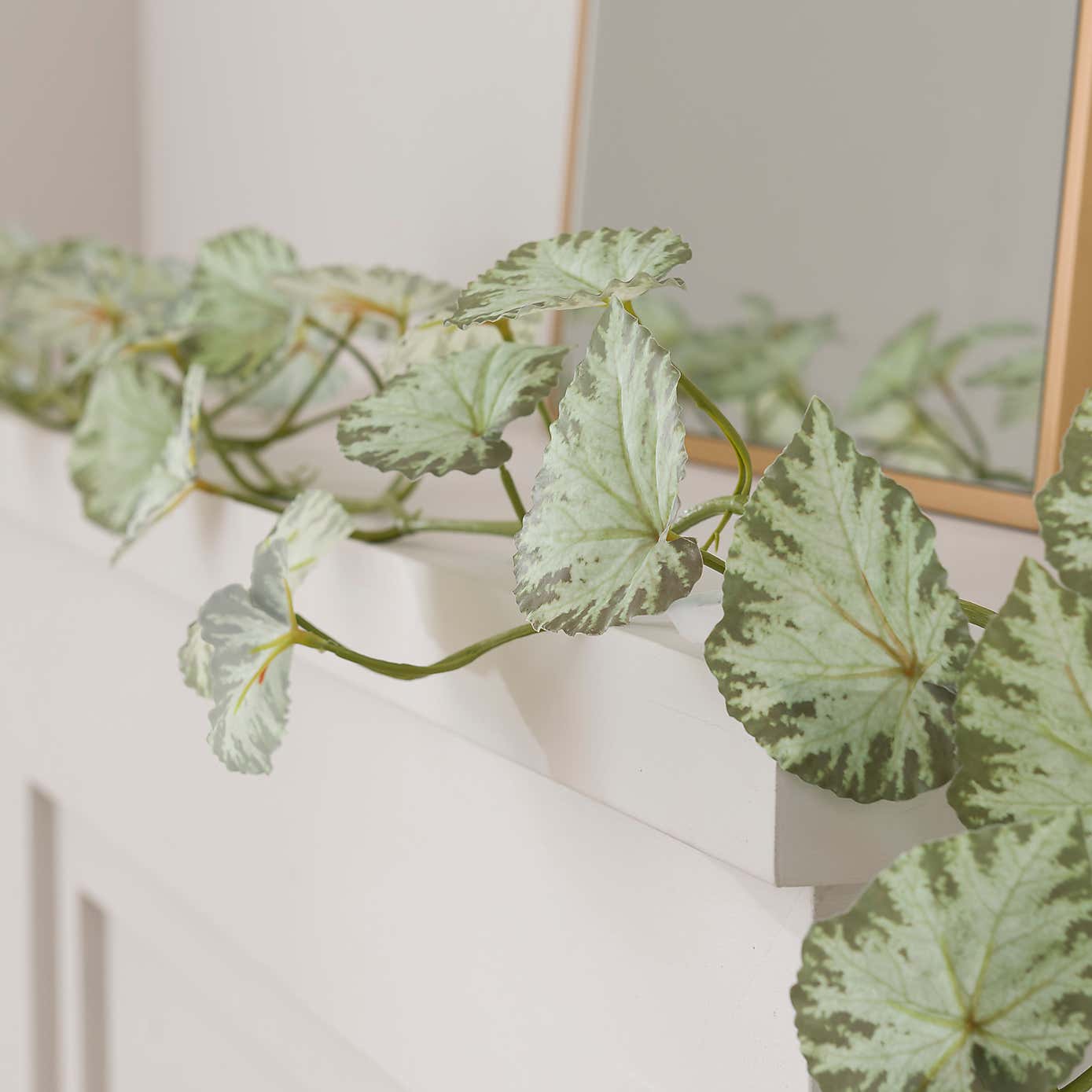 Artificial Begonia Leaf Garland