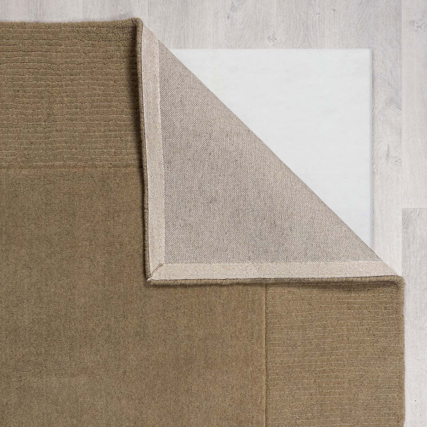 Boston Wool Border Runner