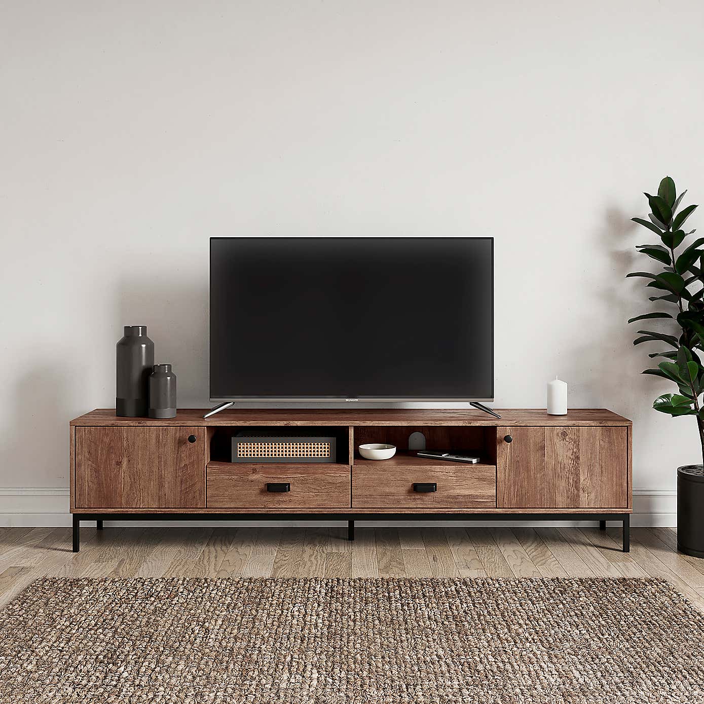 Fulton Extra Wide Pine TV Unit