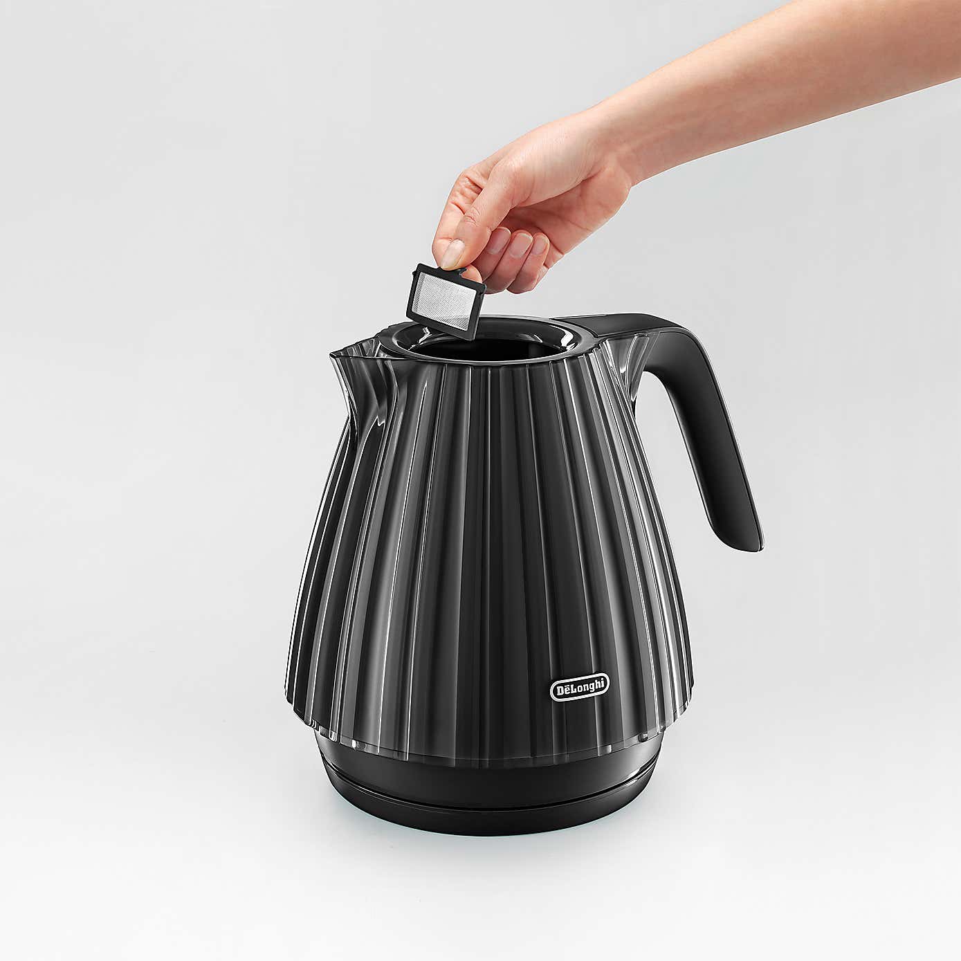 Delonghi 1700ml Ballerina Kettle