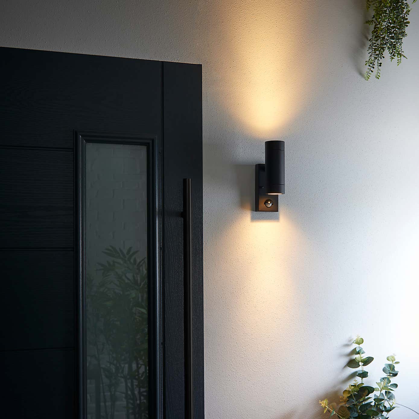 Billy PIR Sensor Outdoor Wall Light