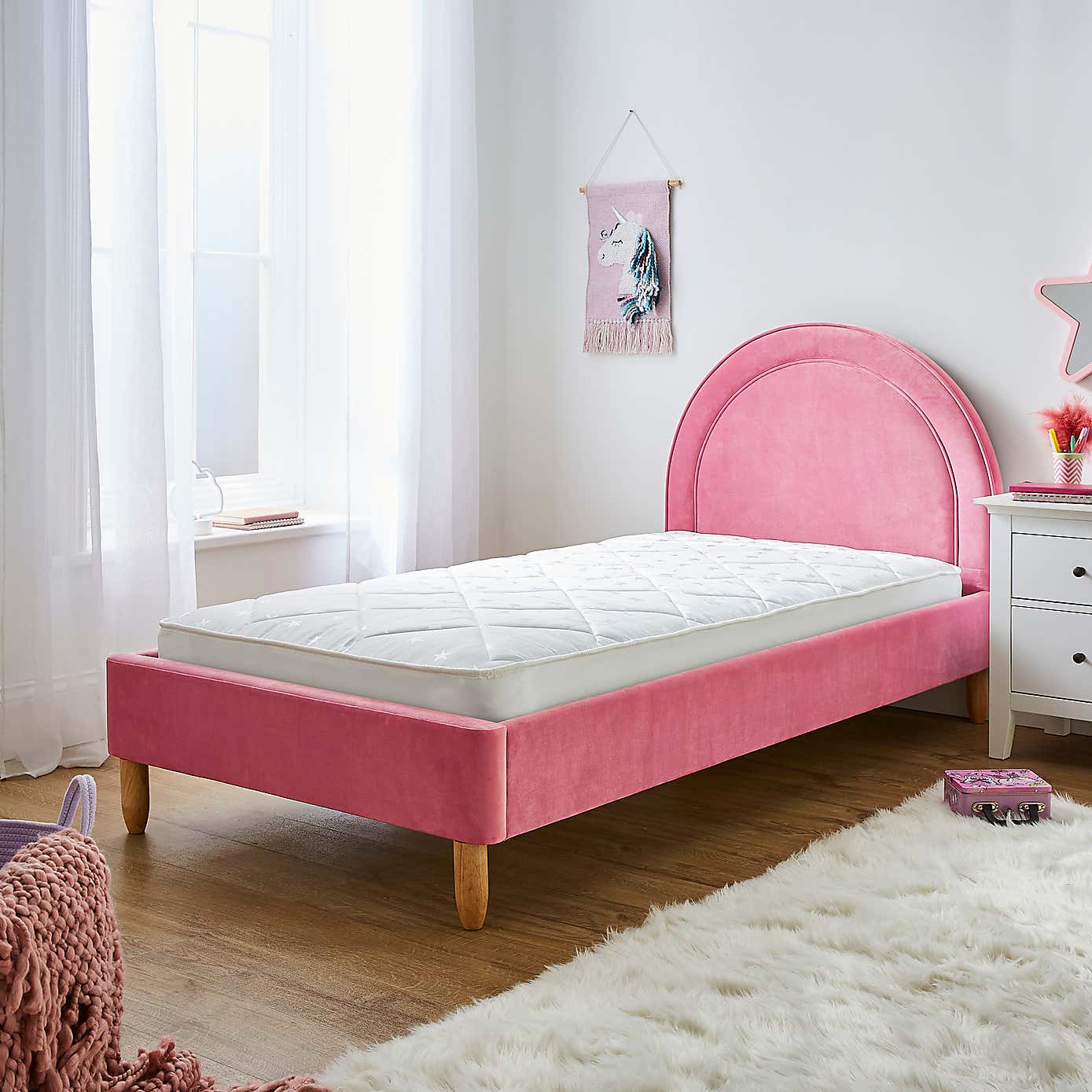Kids Velvet Nyla Bed