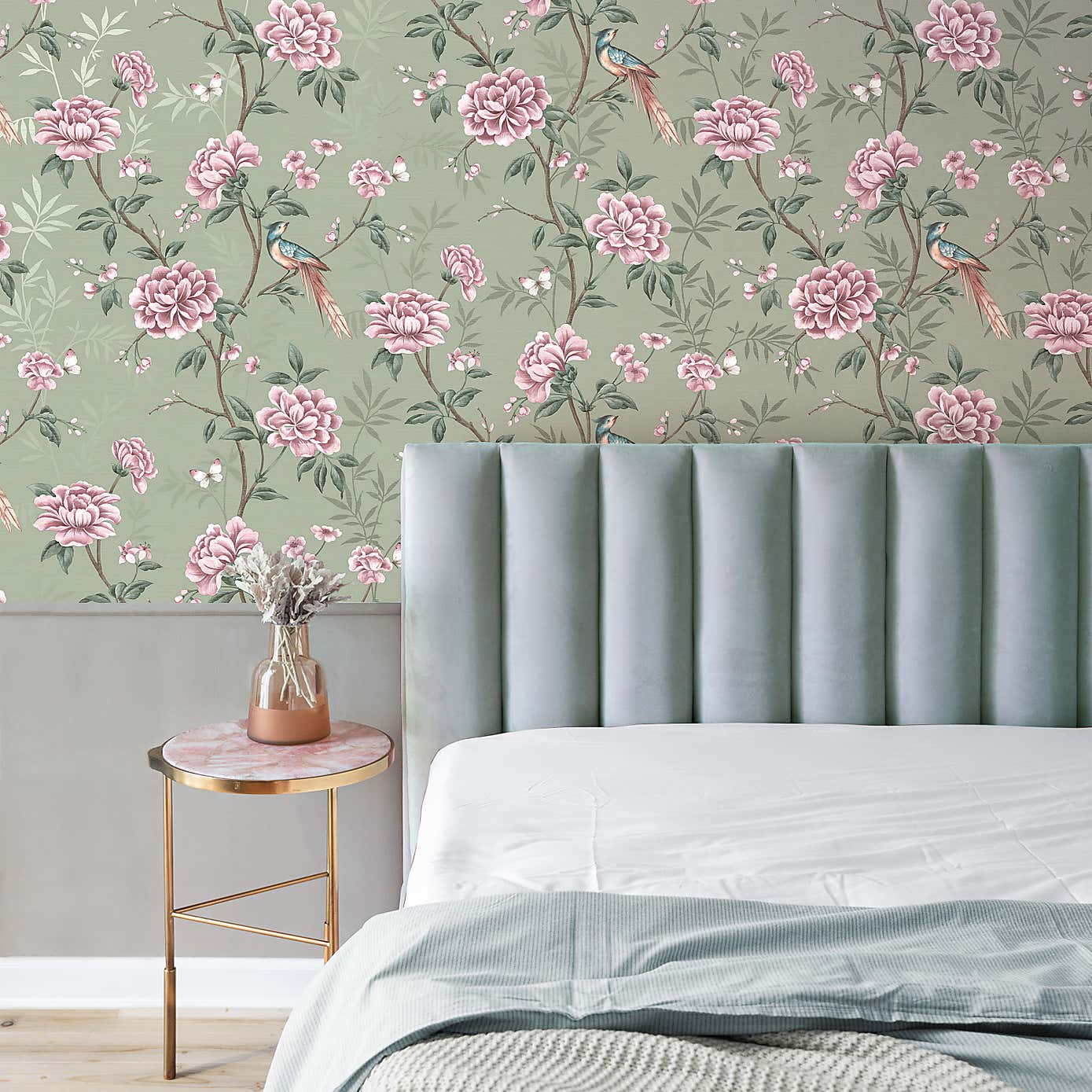 Akina Floral Wallpaper