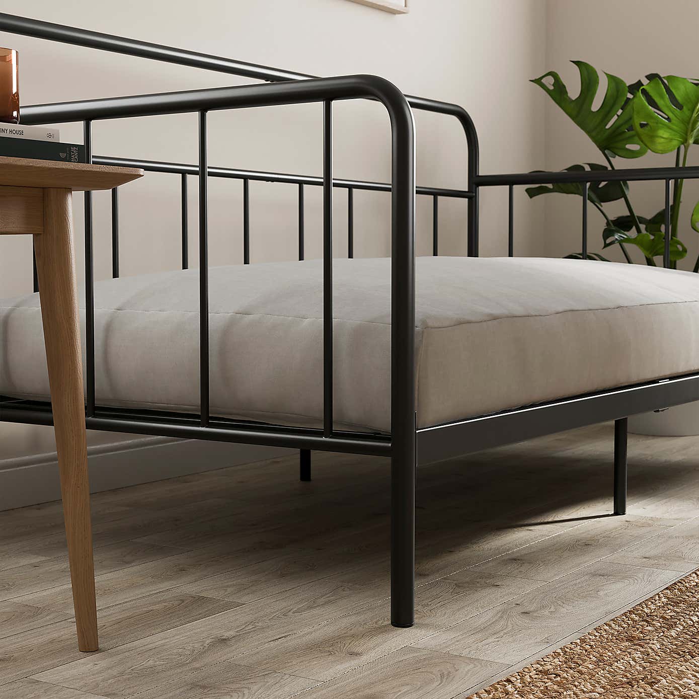 Joshua Day Bed Frame, Metal