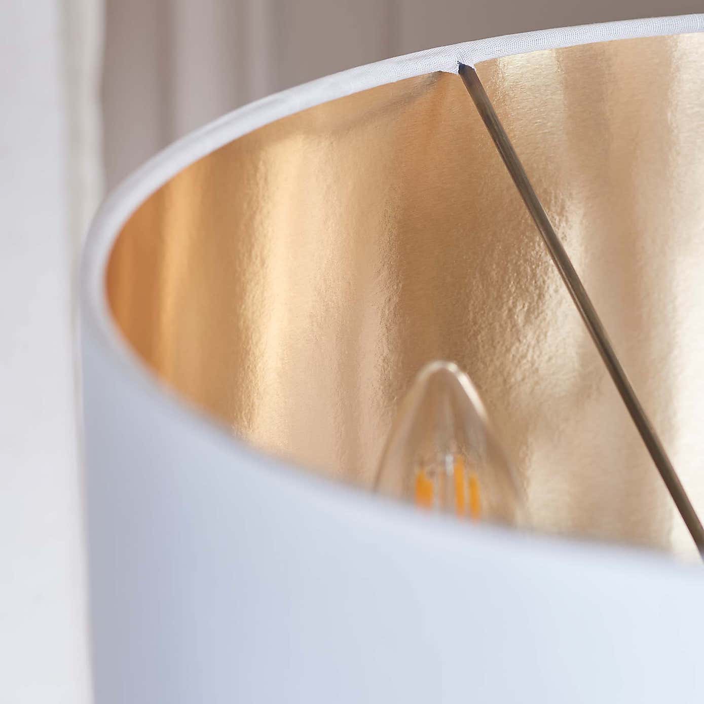 Vogue Lighting Sandringham 3 Light Table Lamp