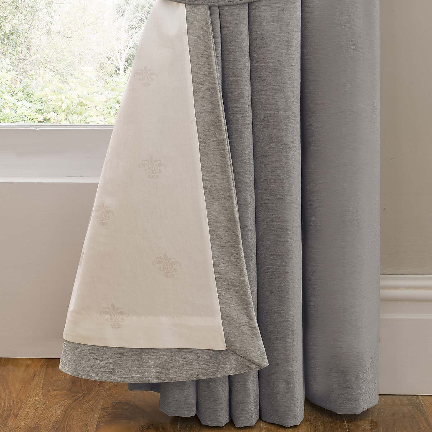 Dorma Lymington Eyelet Curtains