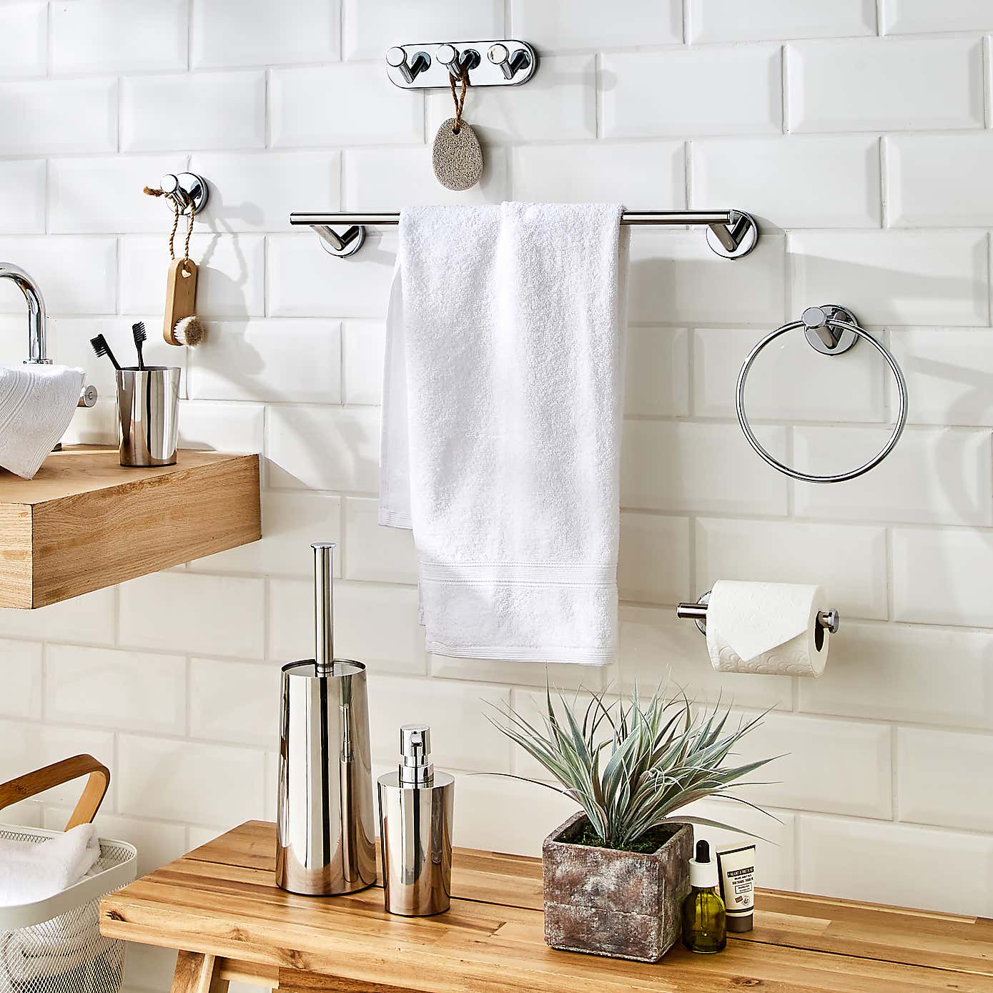 Lincoln Toilet Roll Holder