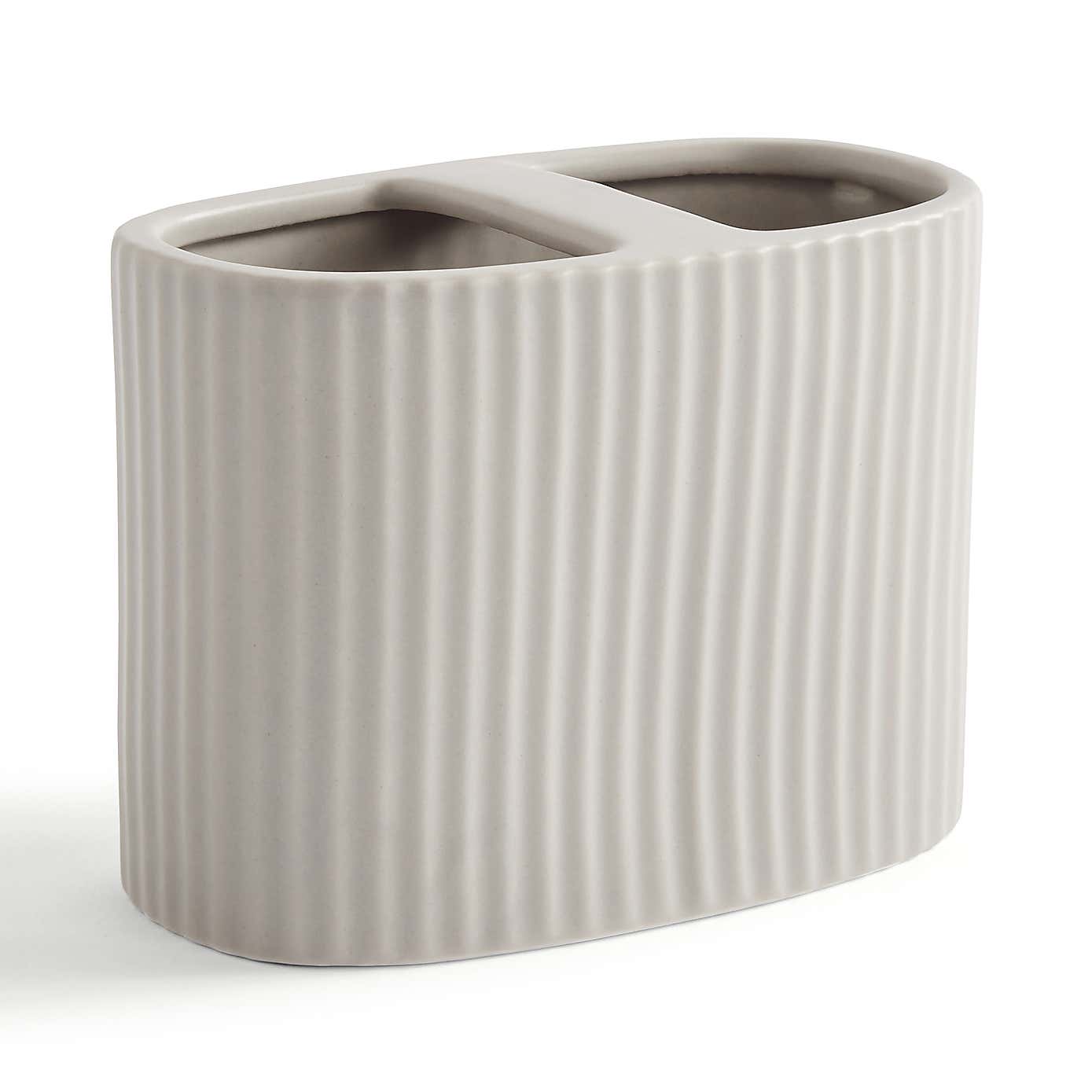Ribbed Electric Toothbrush Holder