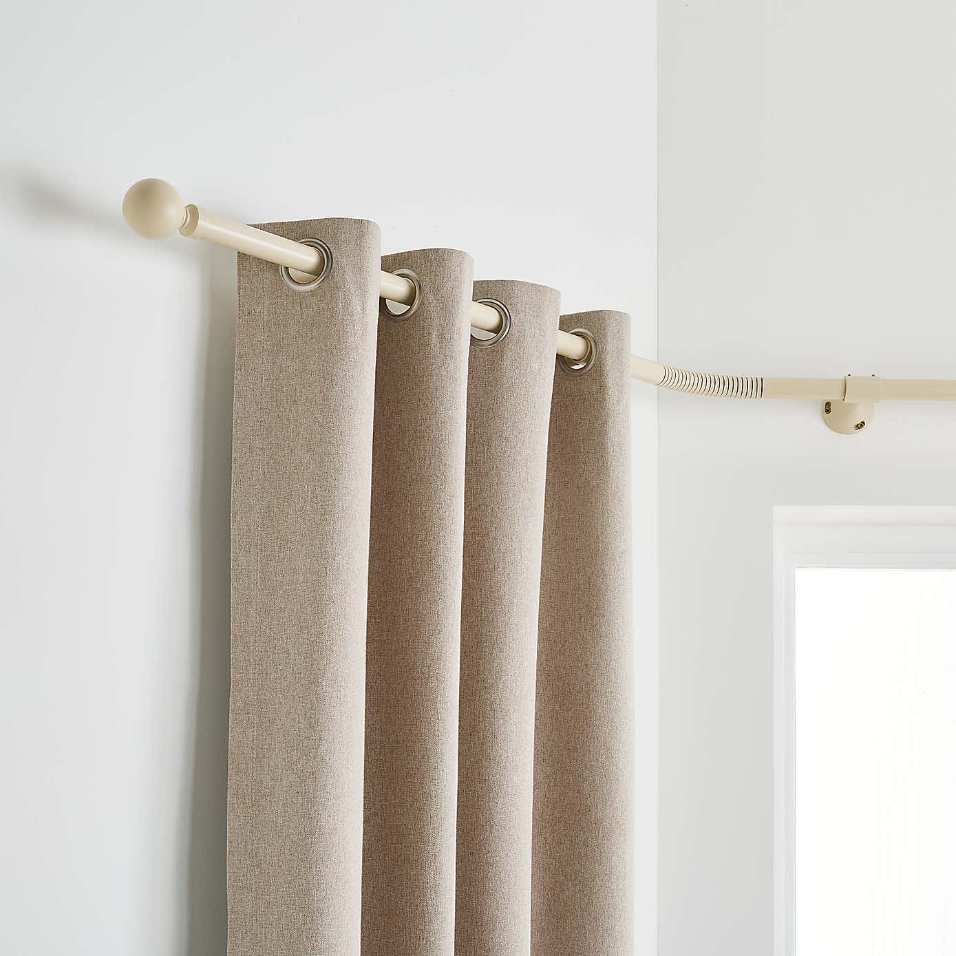 Ashton Bay Curtain Pole