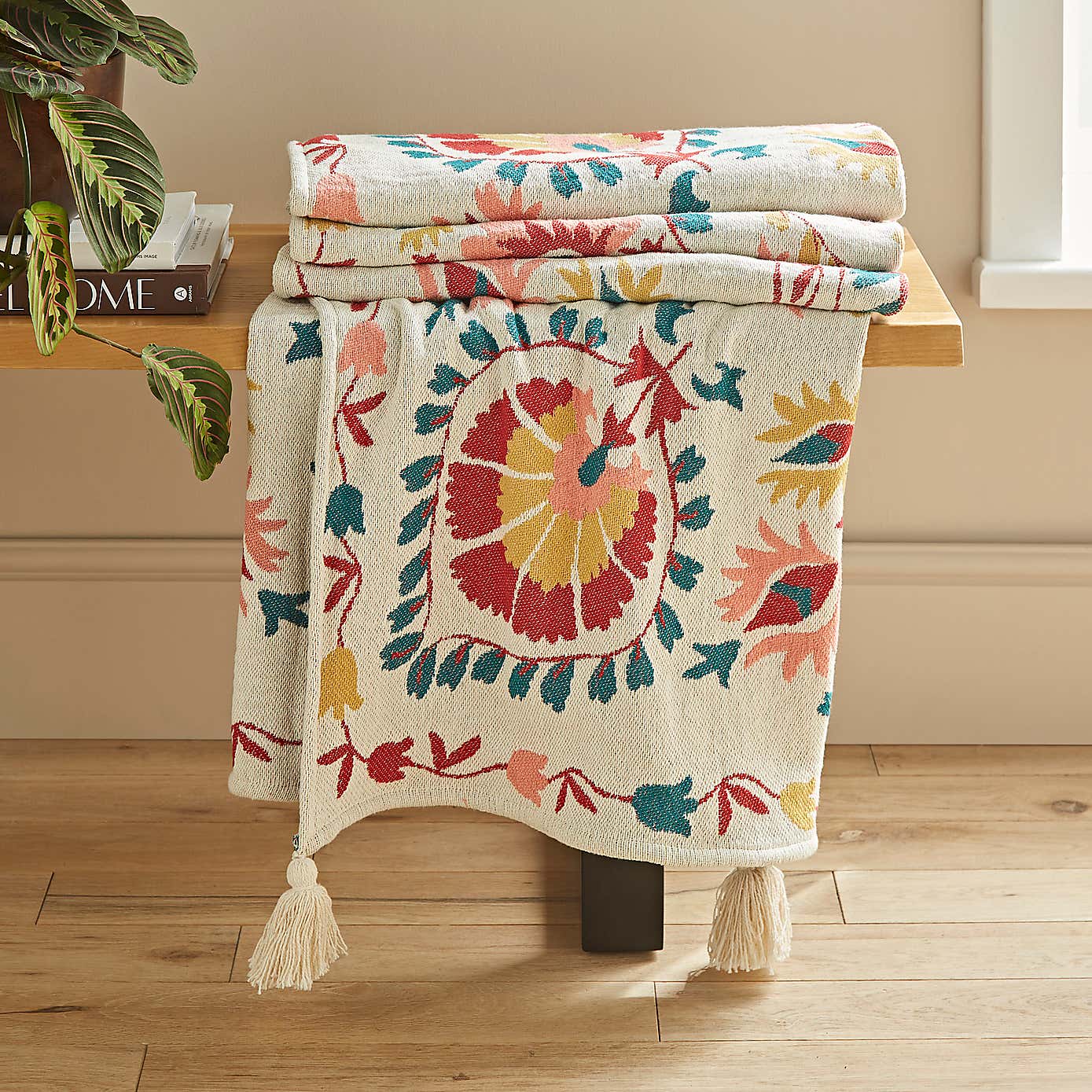 Hani Jacquard Throw 130cm x 180cm