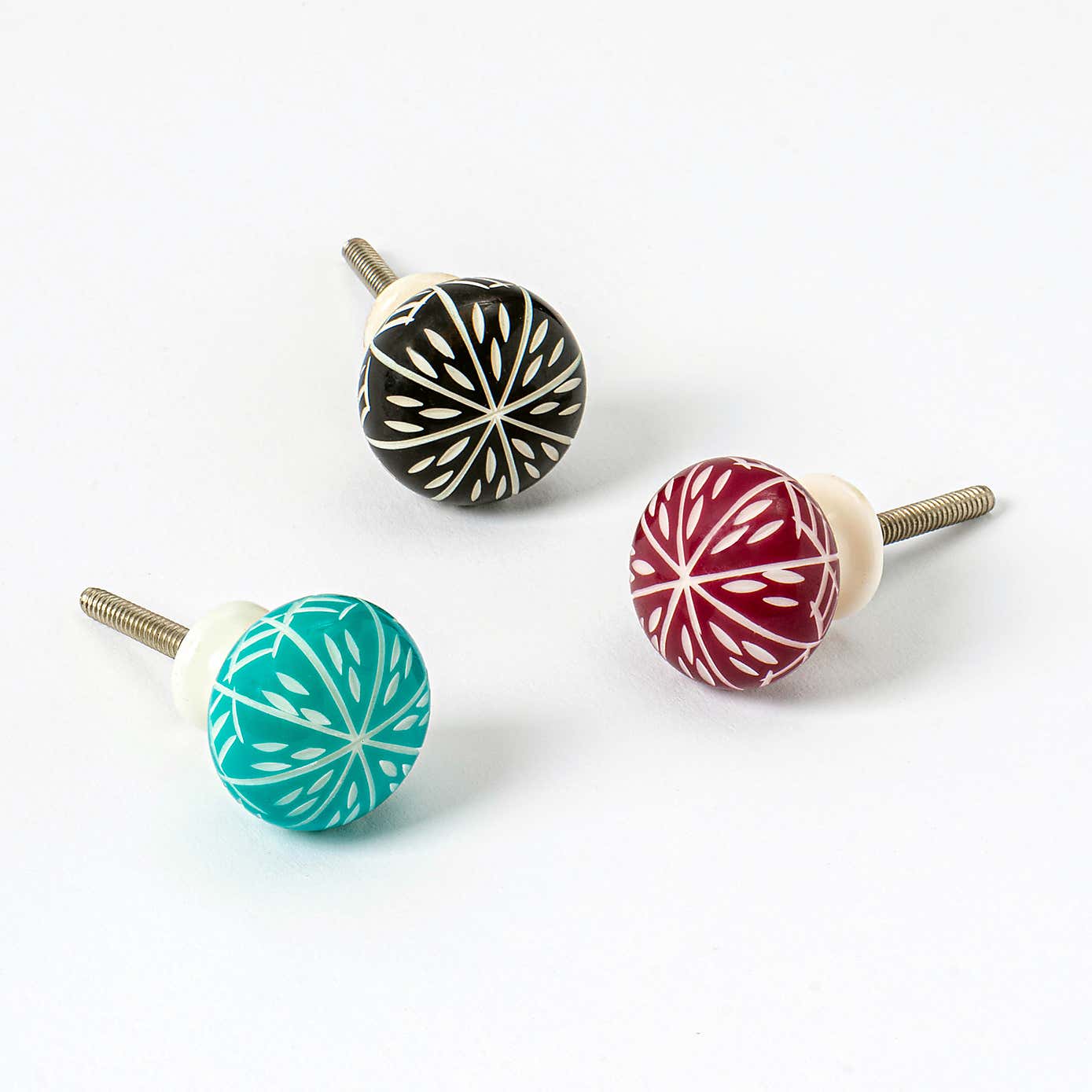 Pack of 6 Nicola Spring Resin Drawer Knobs
