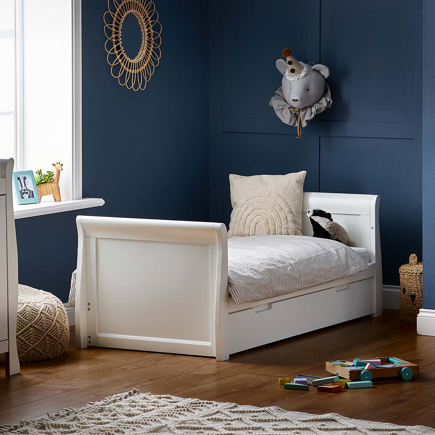 OBaby Stamford Classic Cot Bed