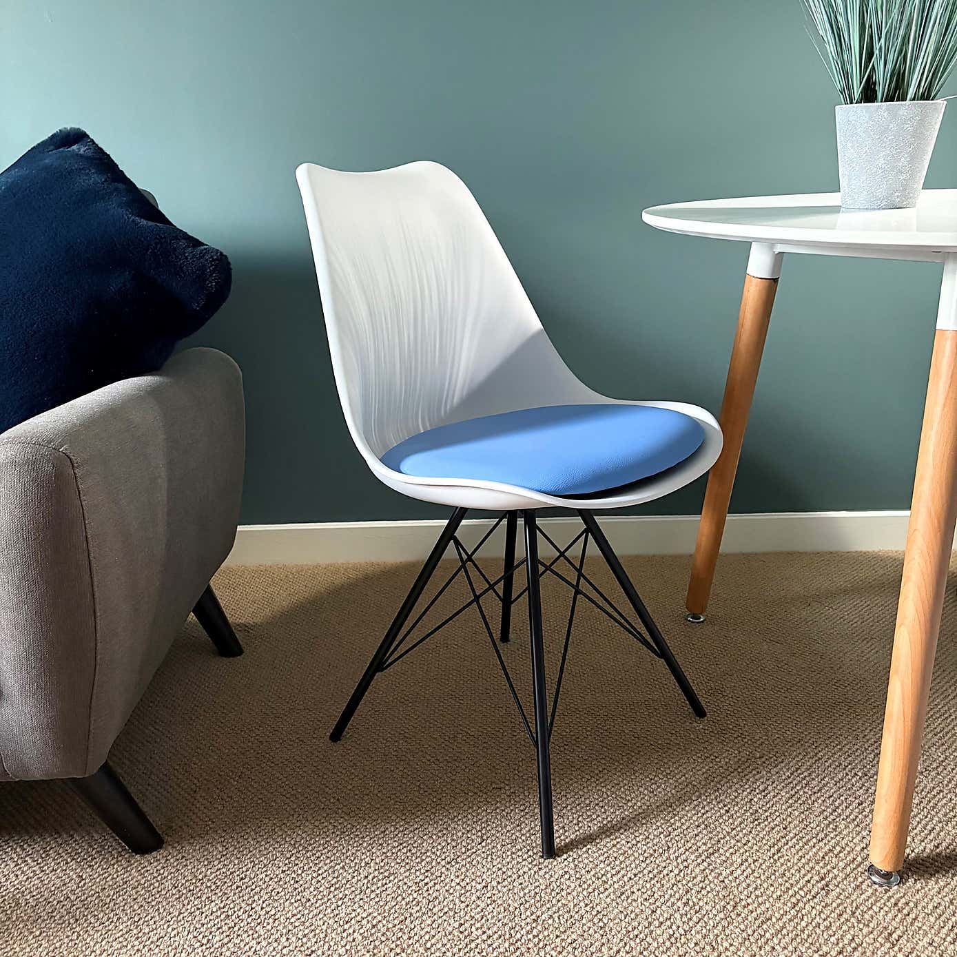 Fusion Living Soho White Plastic Dining Chair