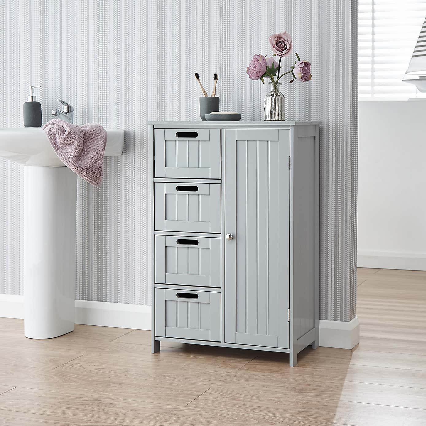 Grey Shaker Bathroom Unit