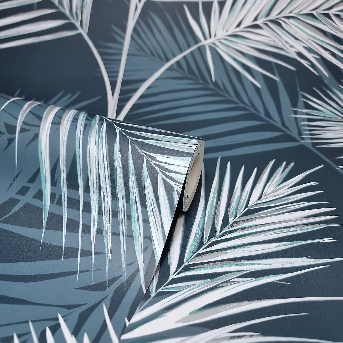 South Beach Navy Wallpaper