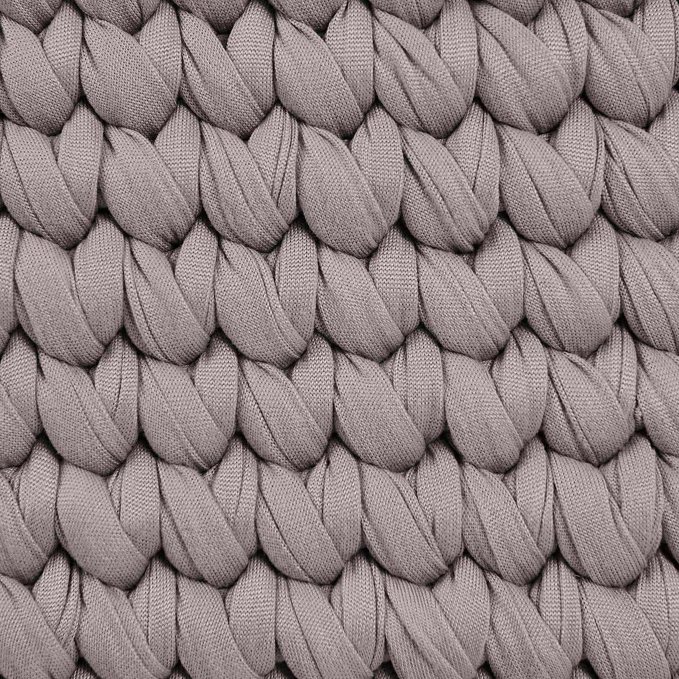 Ickle Bubba Nova Moses Basket & White Stand