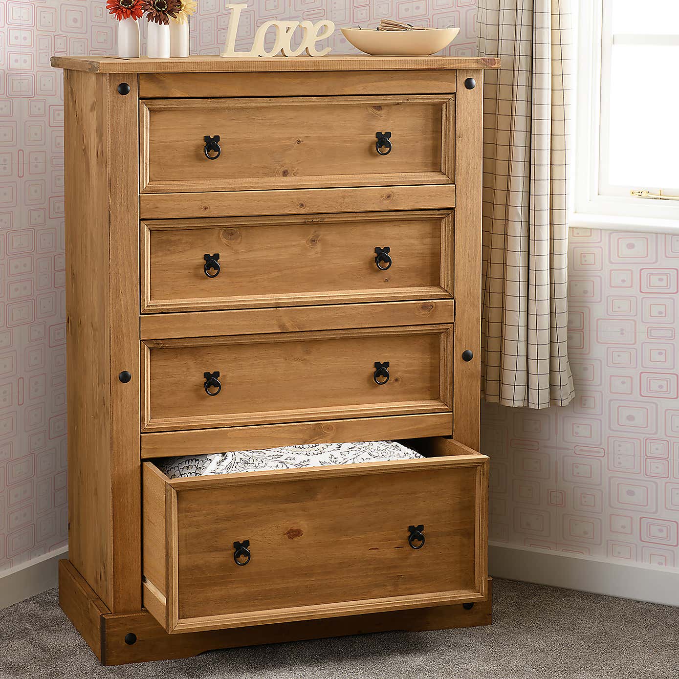 Corona 4 Drawer Chest