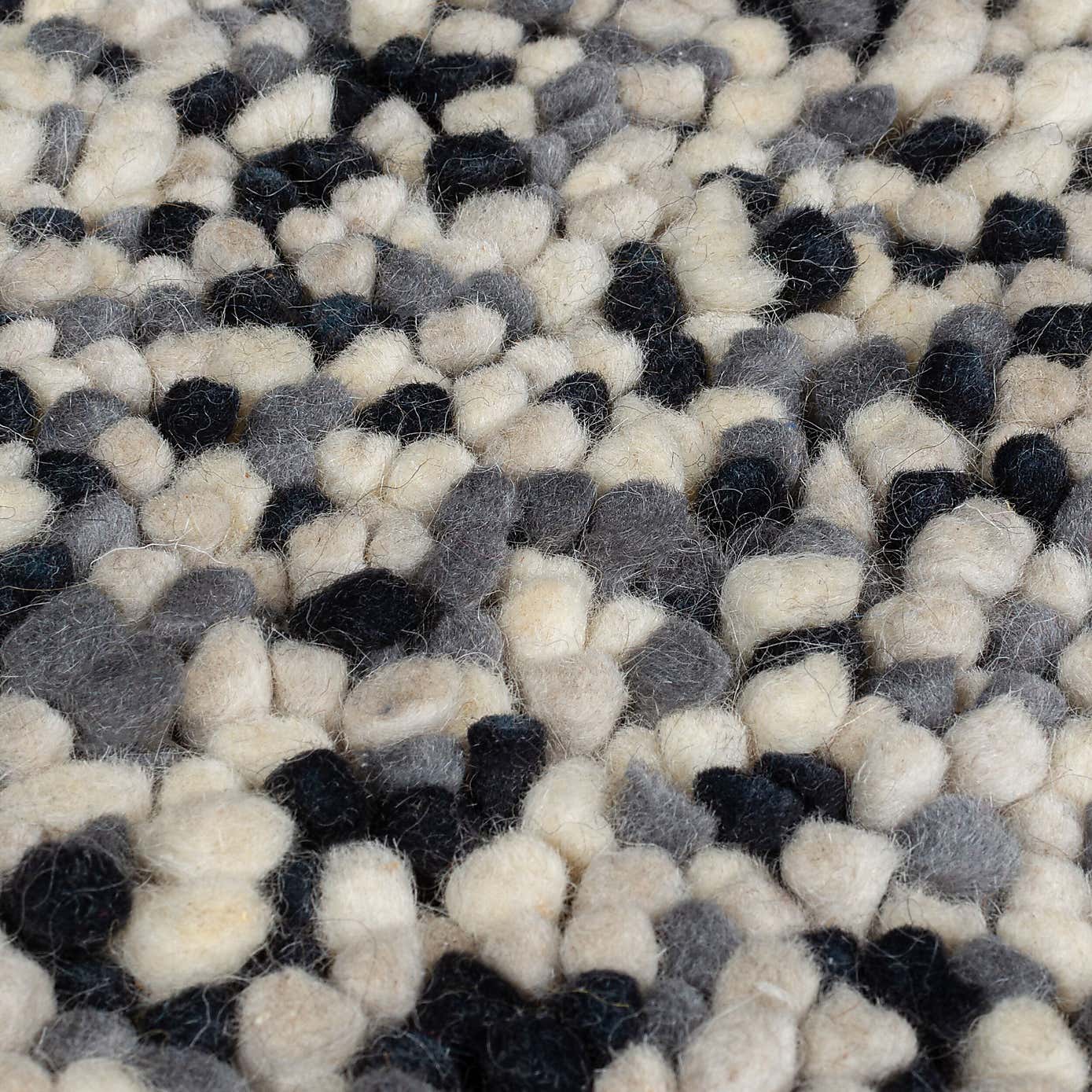 Noodle Wool Rug