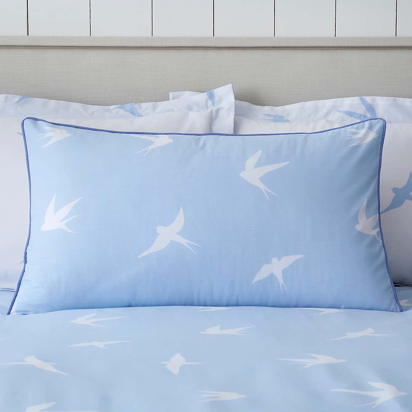 Coastal Birds Blue Reversible Duvet Cover and Pillowcase Set