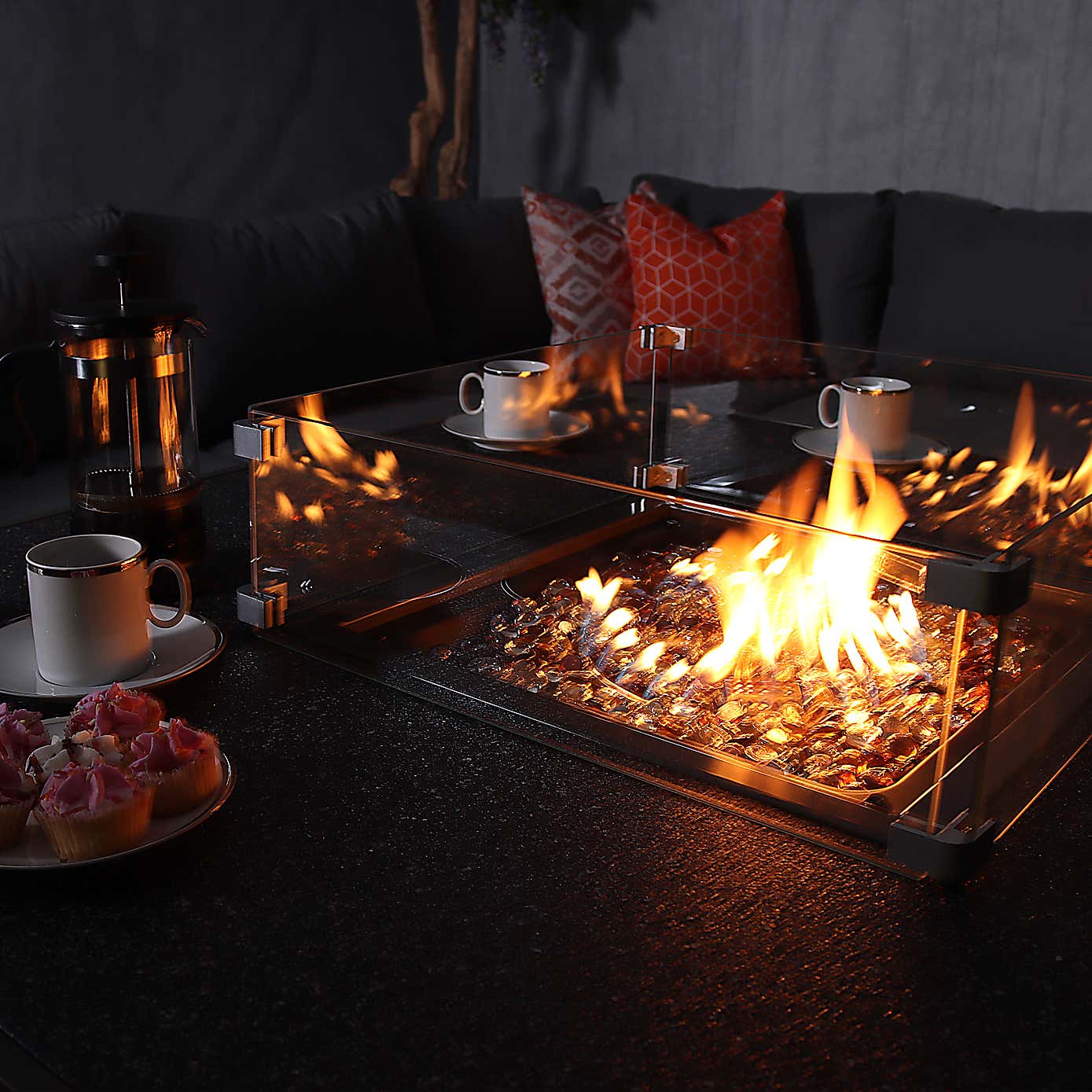 Mayfair 8 Seater 6 Piece Lounge Set with Square Firepit