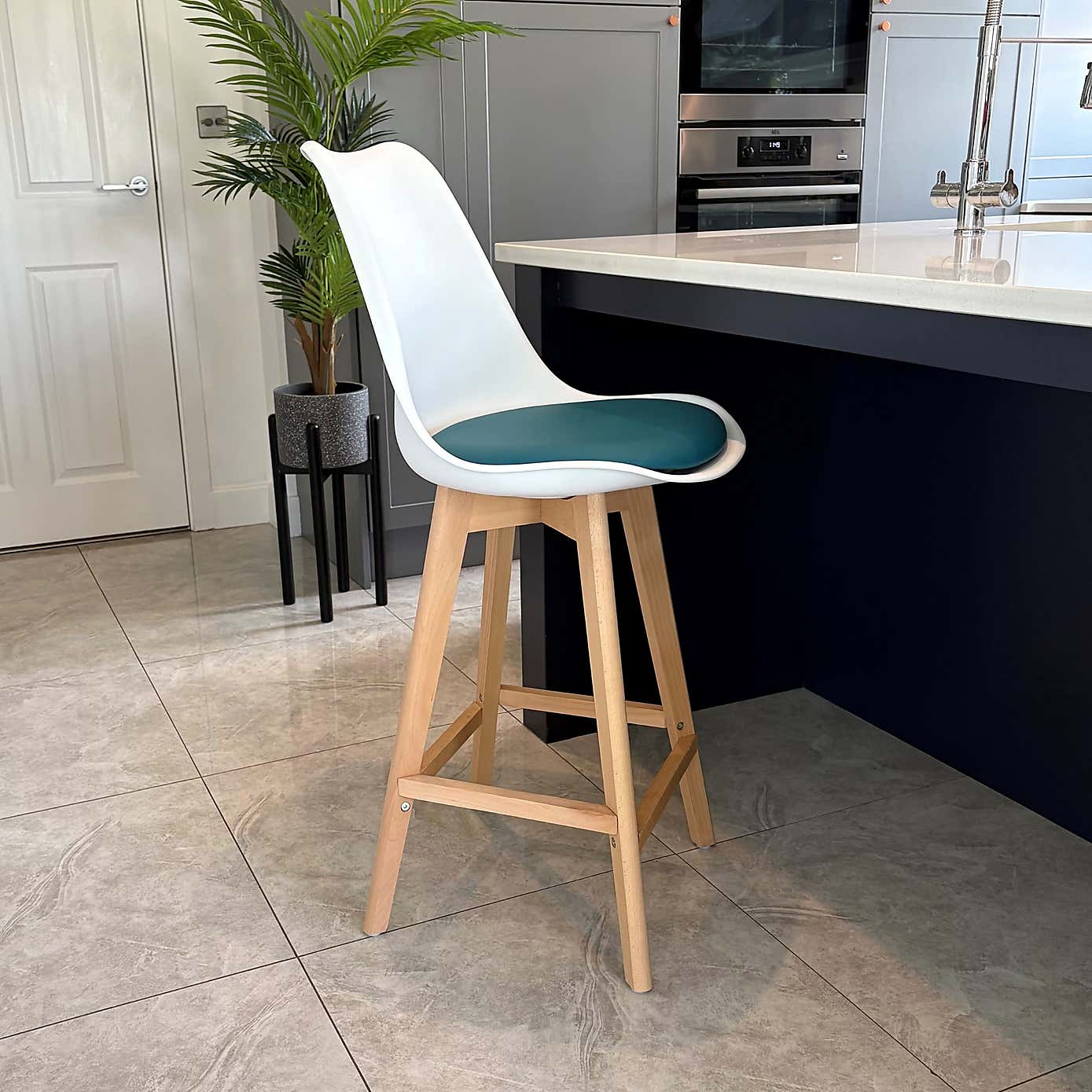 Fusion Living Soho White Plastic Bar Stool