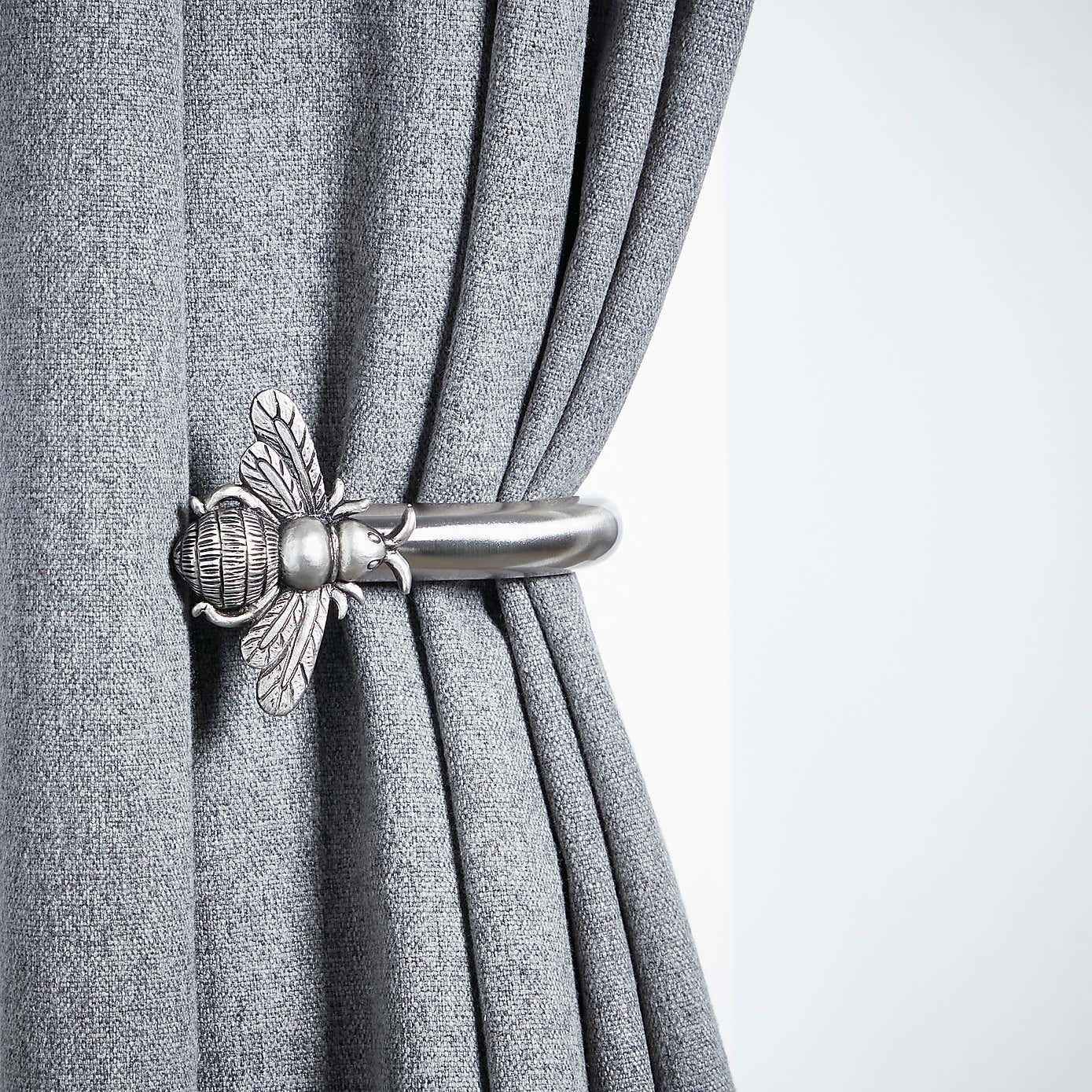 Mix and Match Bee Holdbacks Pair