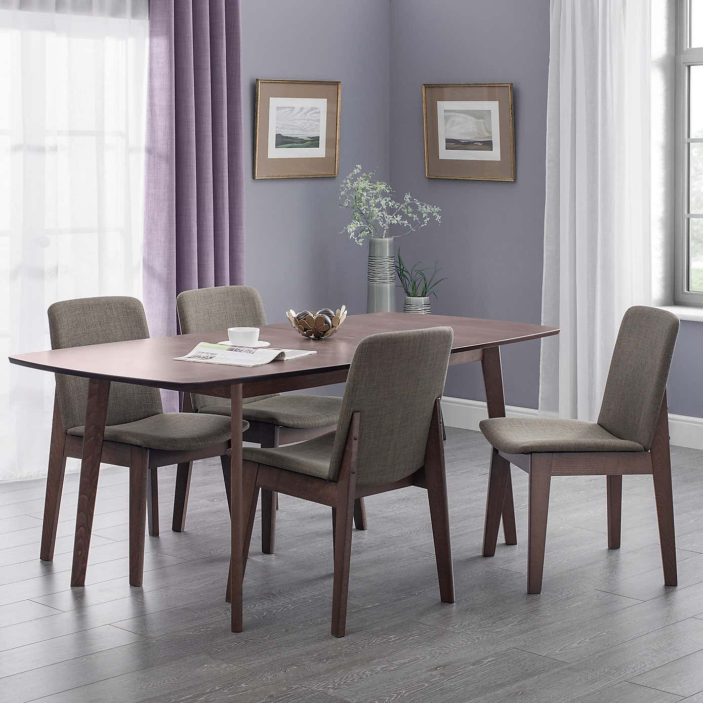 Kensington Extendable Dining Table with 4 Chairs