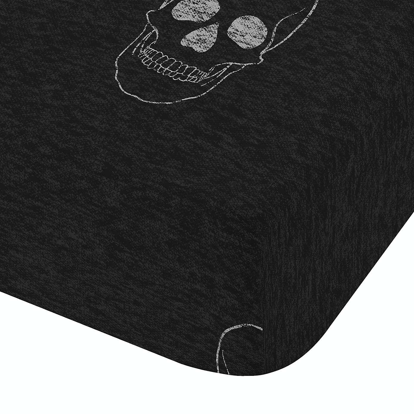 Catherine Lansfield Skulls Fitted Sheet