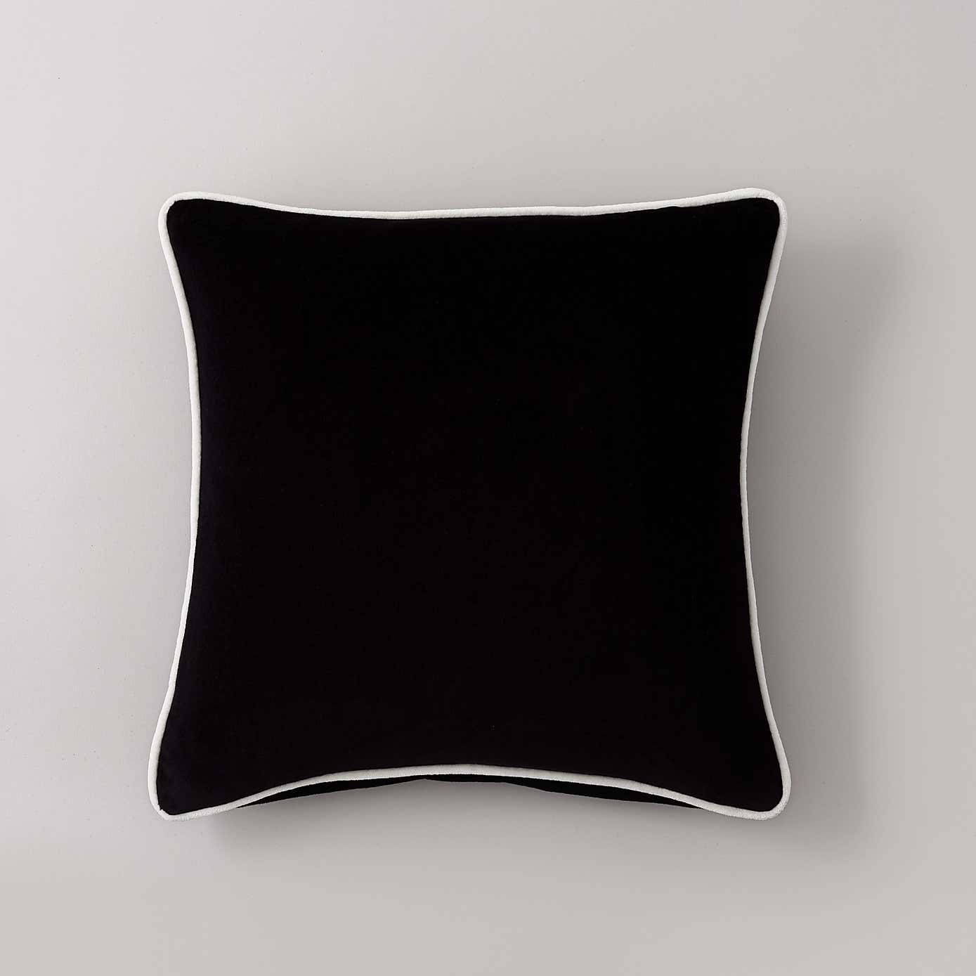 Clara Contrast Piping Cushion