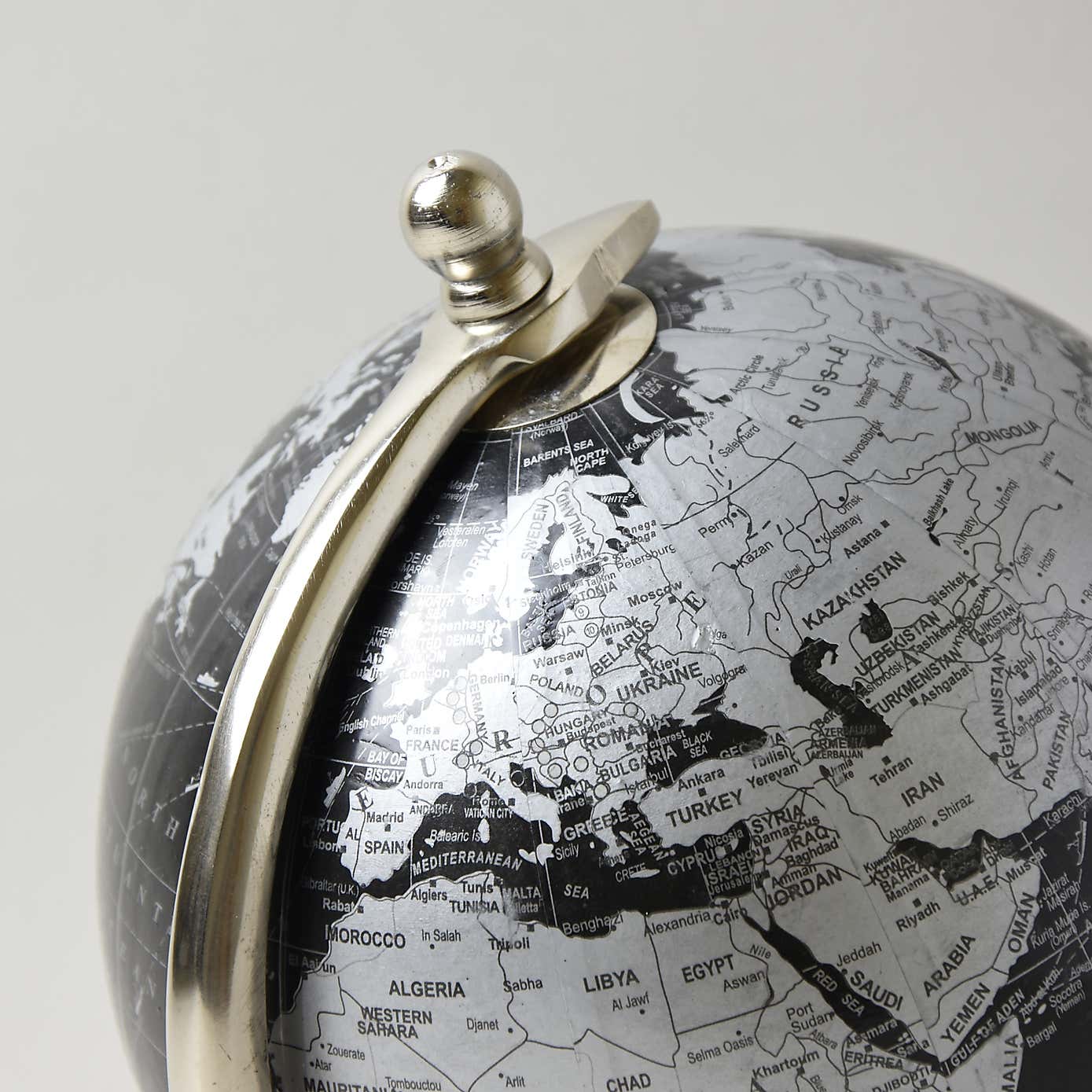 Decor Black and Silver Globe