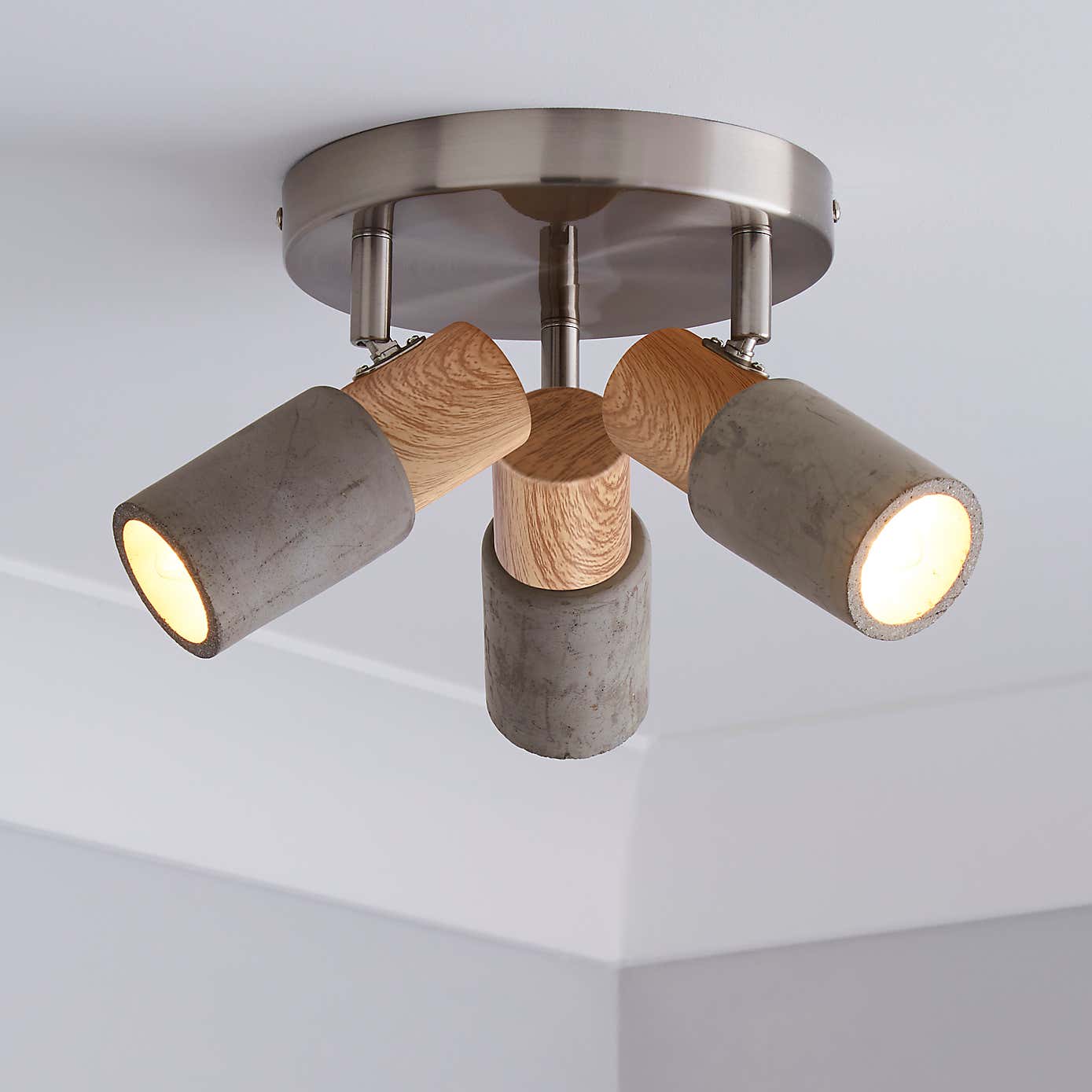 Inka 3 Light Concrete Wood Spotlight