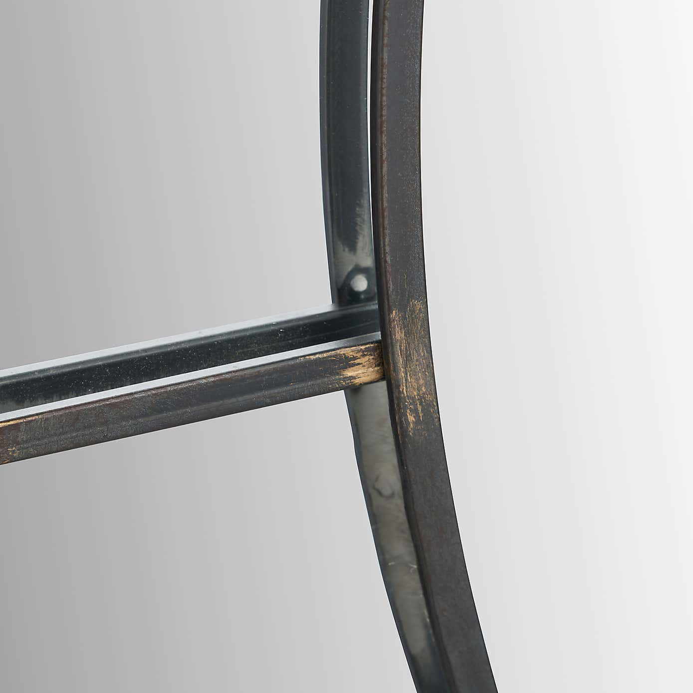 Antique Bronze Metal Round Wall Mirror