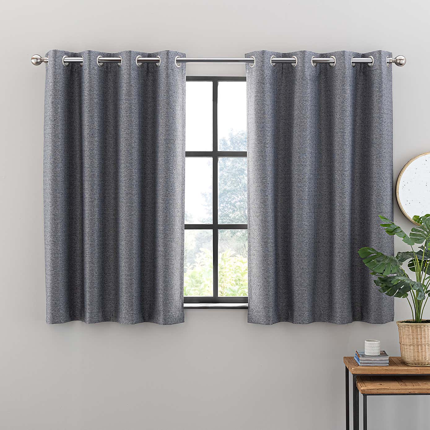 Metropolitan Blackout Eyelet Curtains