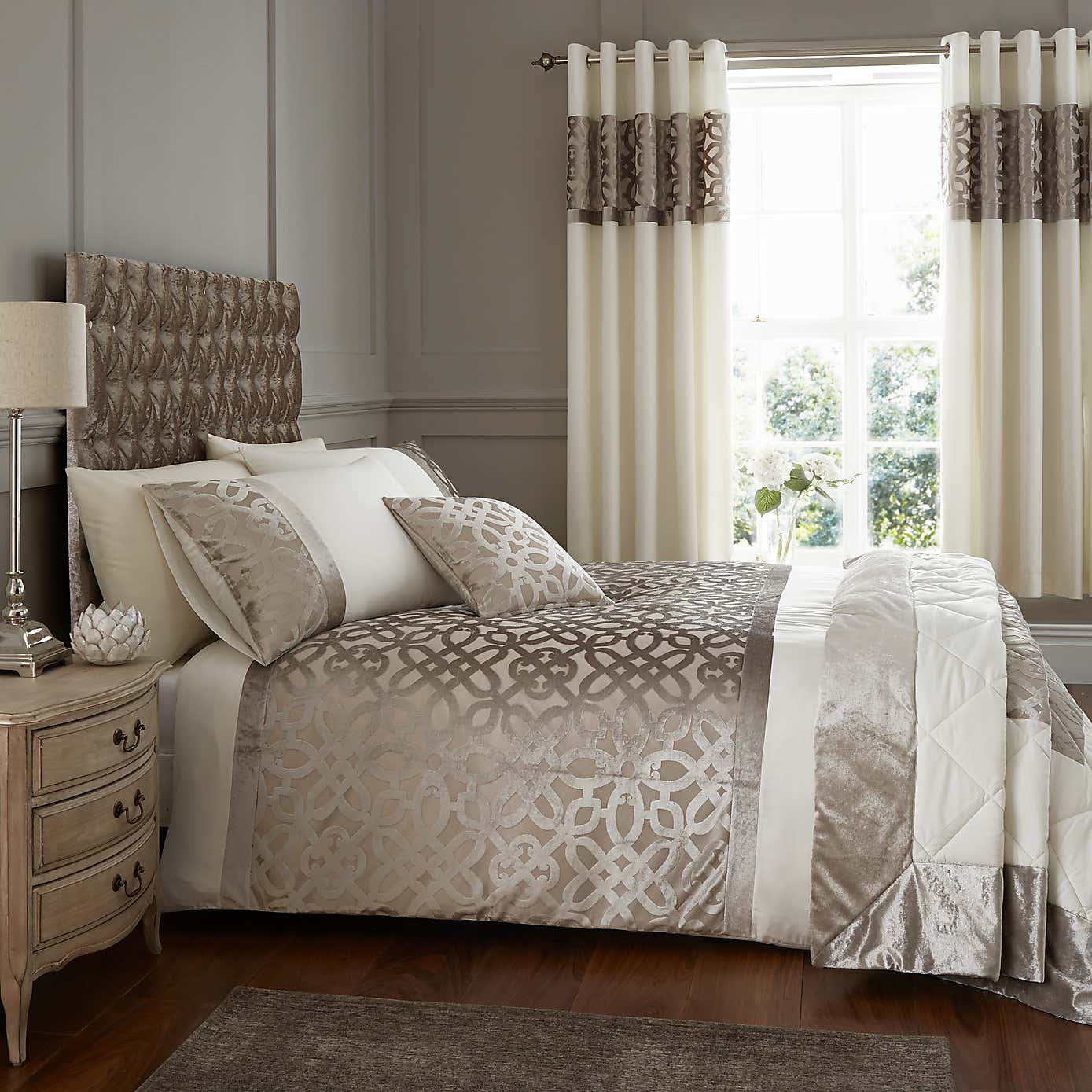 Catherine Lansfield Natural Lattice Cut Velvet Bedspread