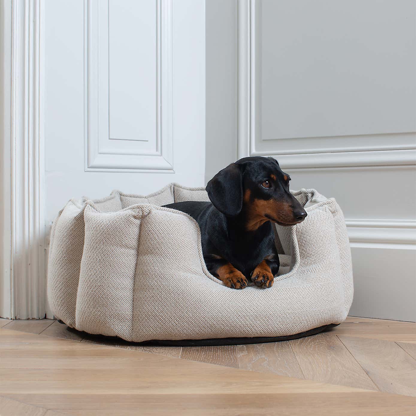 Lords and Labradors Herringbone High Wall Dog Bed
