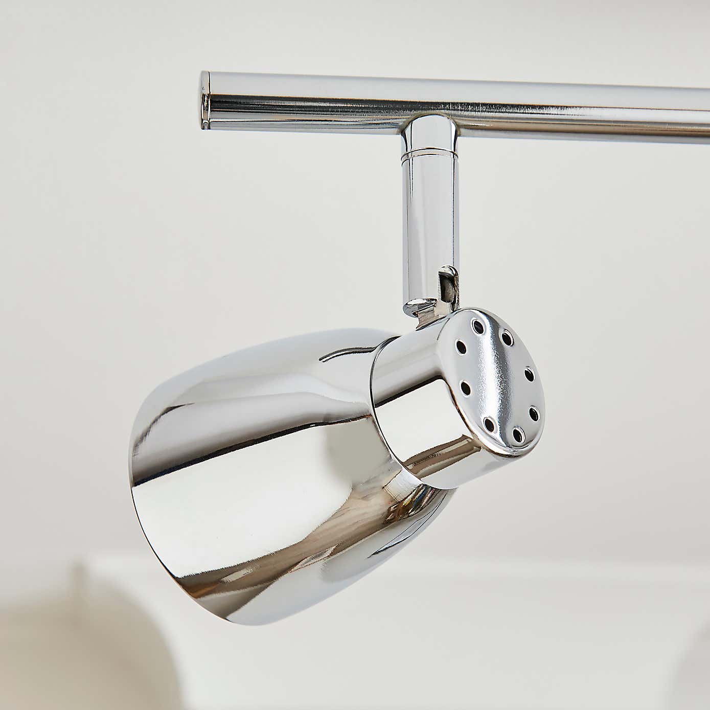 Alto 4 Light Spotlight Bar