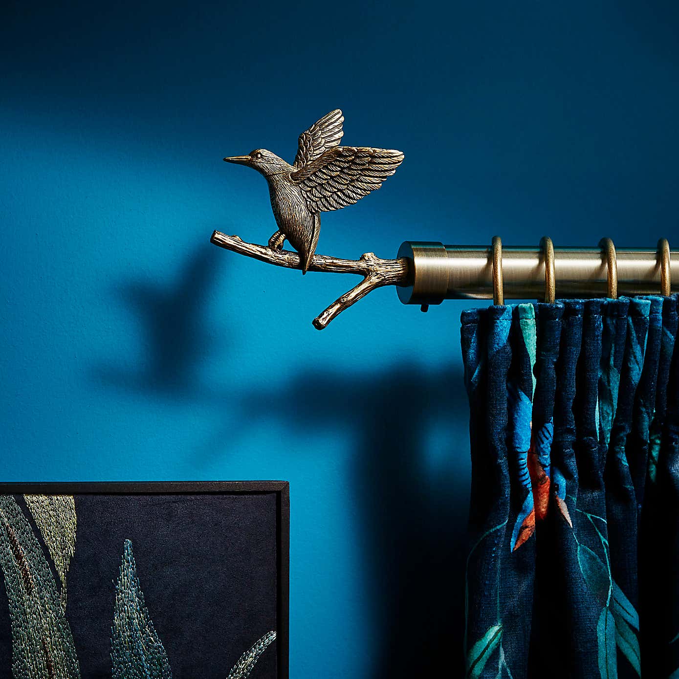 Kingfisher Extendable Metal Eyelet Curtain Pole​