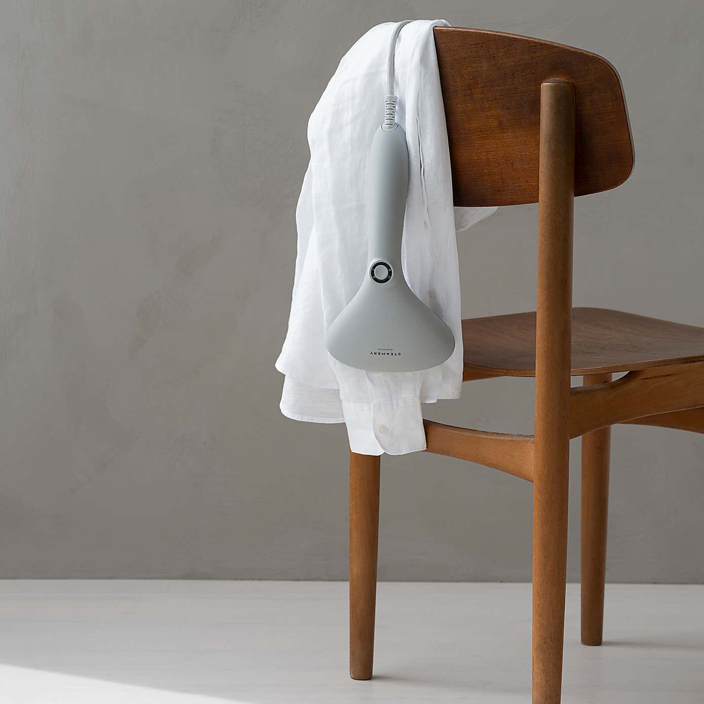 Steamery Cirrus 2 Handheld Steamer