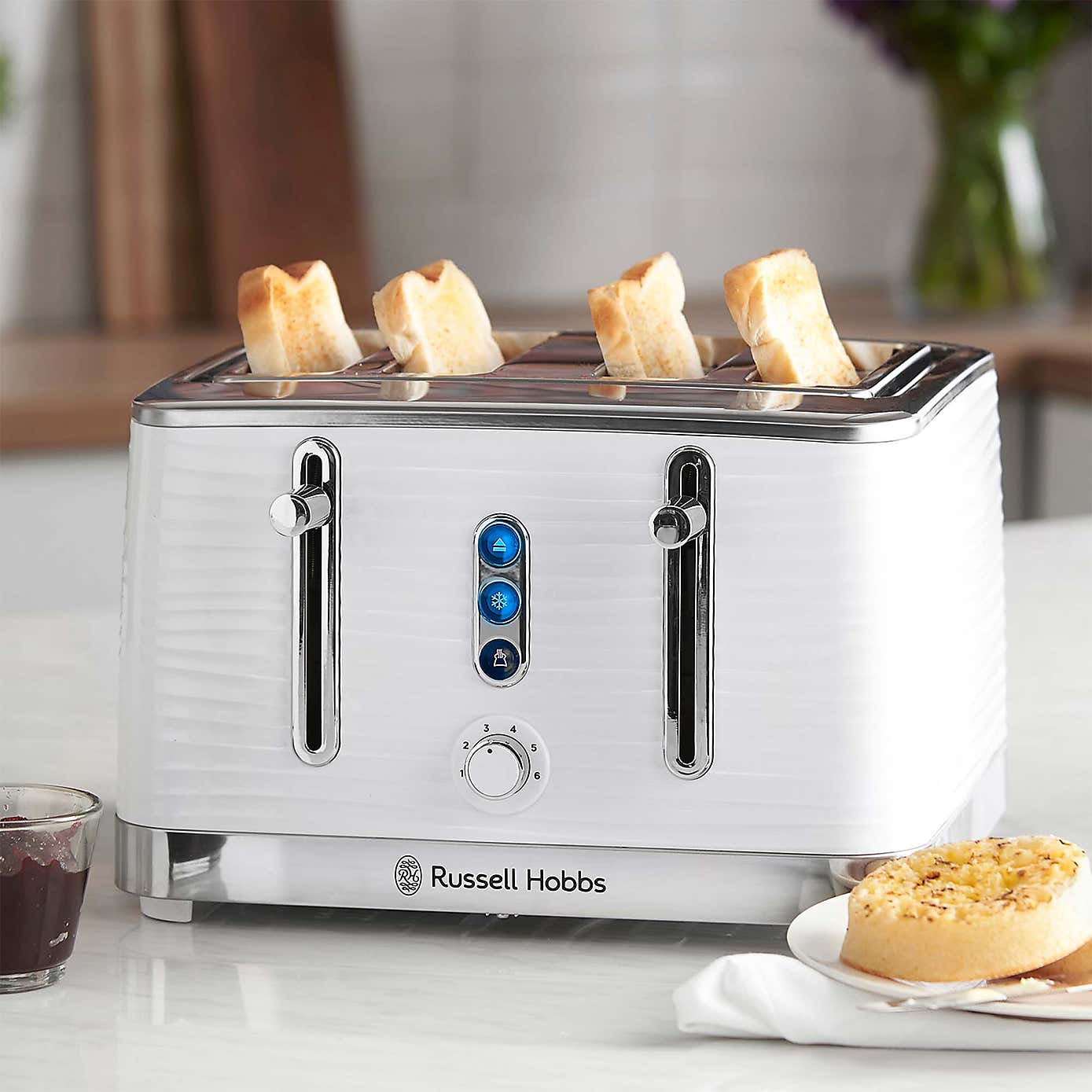Russell Hobbs Inspire White Kettle & 4 Slice Toaster