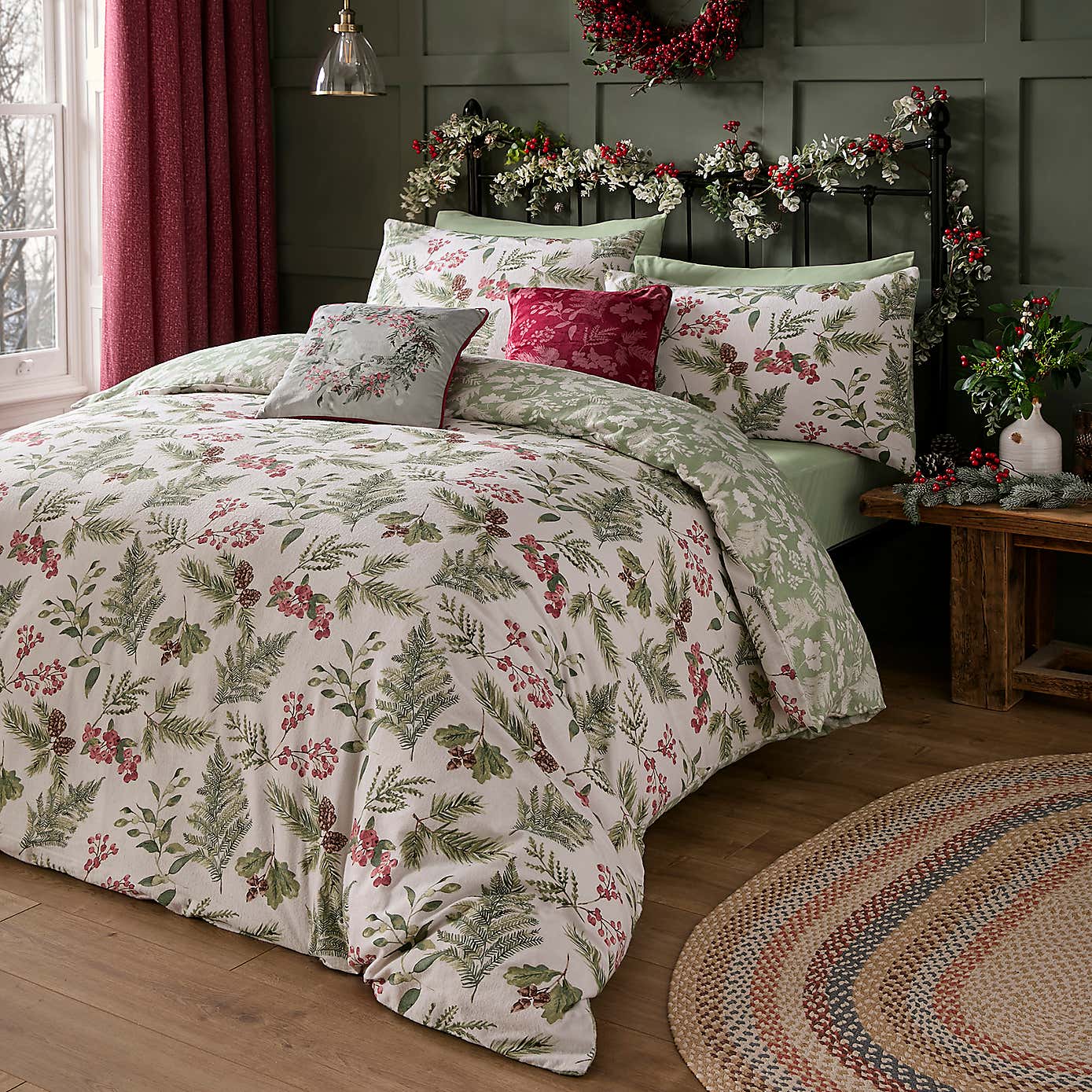 Winter Sprigs 100% Cotton Duvet Cover & Pillowcase Set