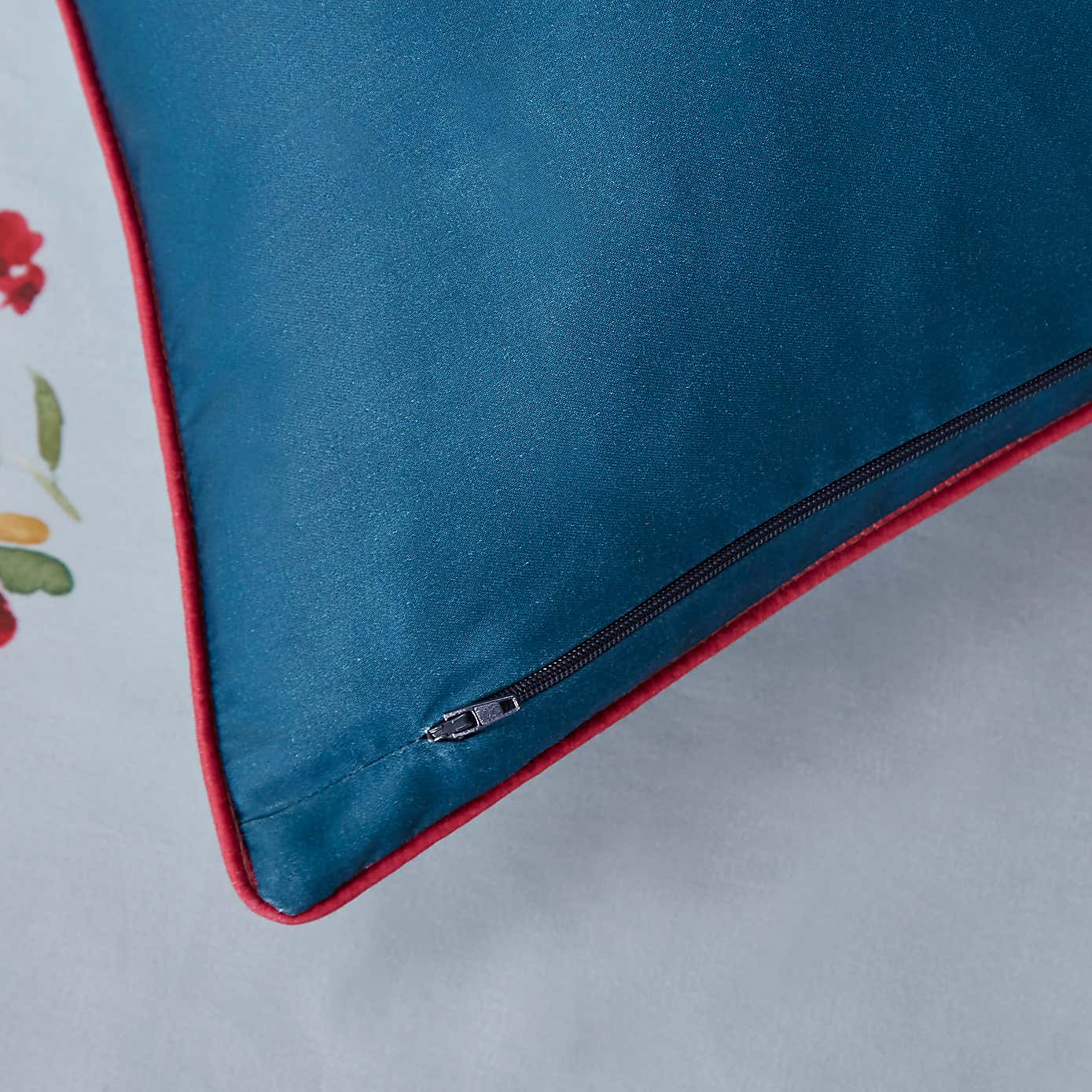 Dorma Modern Romance Standard Pillowcase Pair