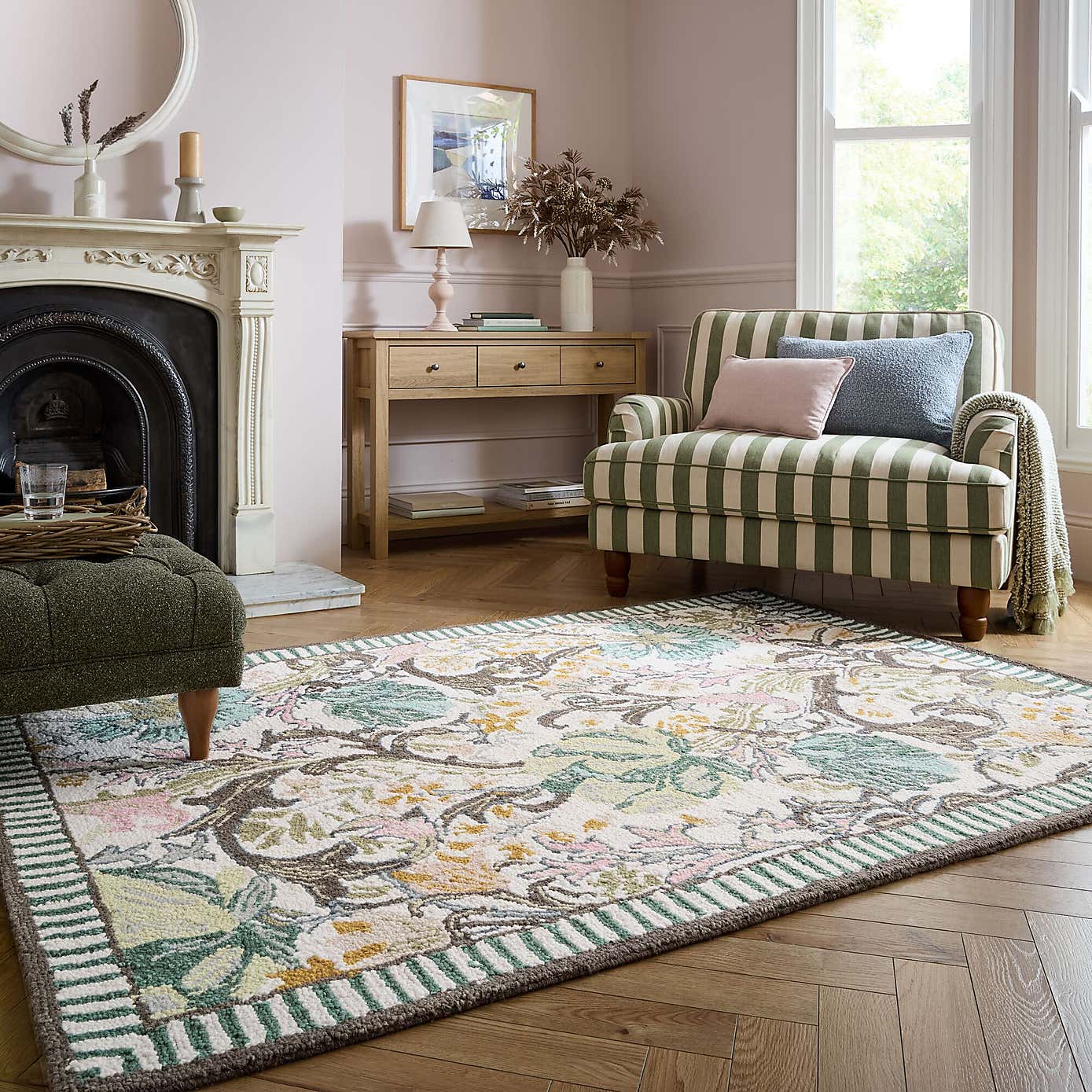 Mabel Floral Wool Rug