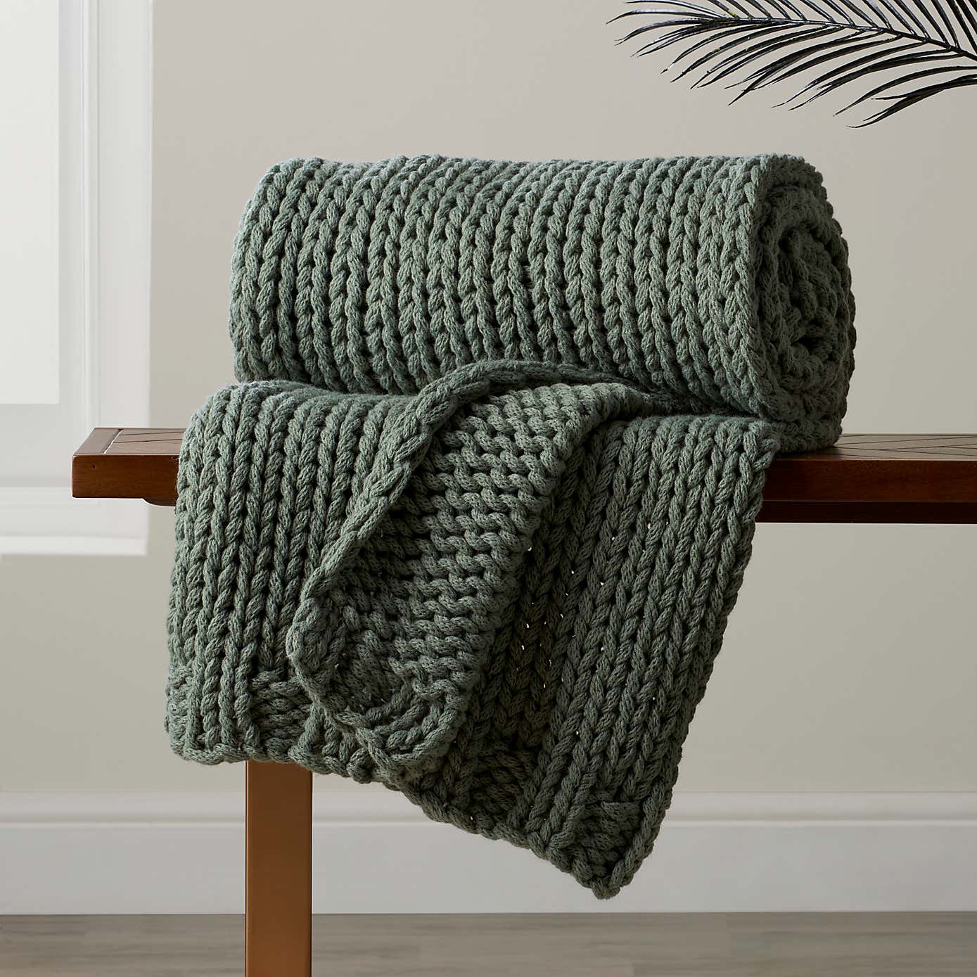 Chunky Knit Recycled Throw 130cm x 170cm