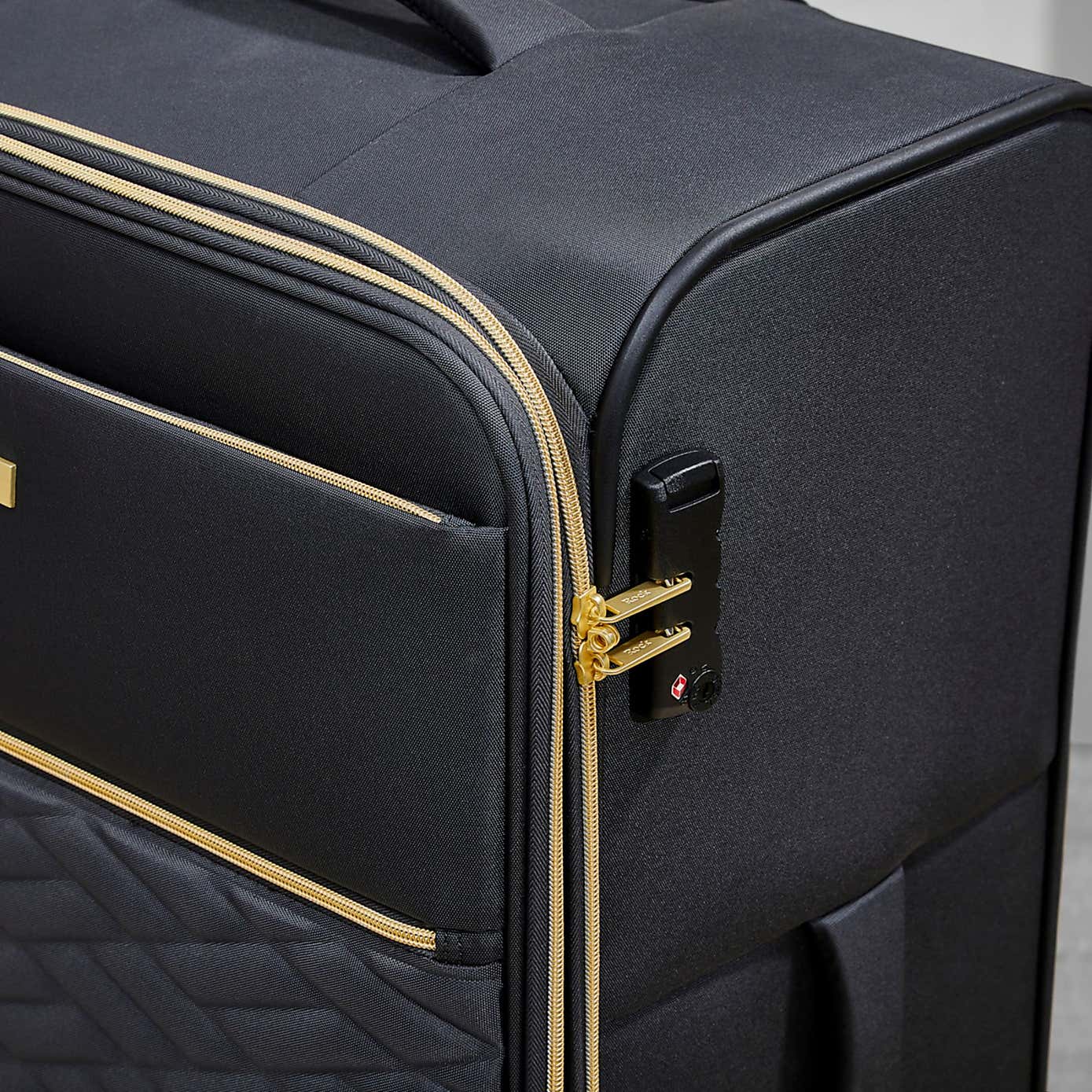 Rock Luggage Sloane Suitcase