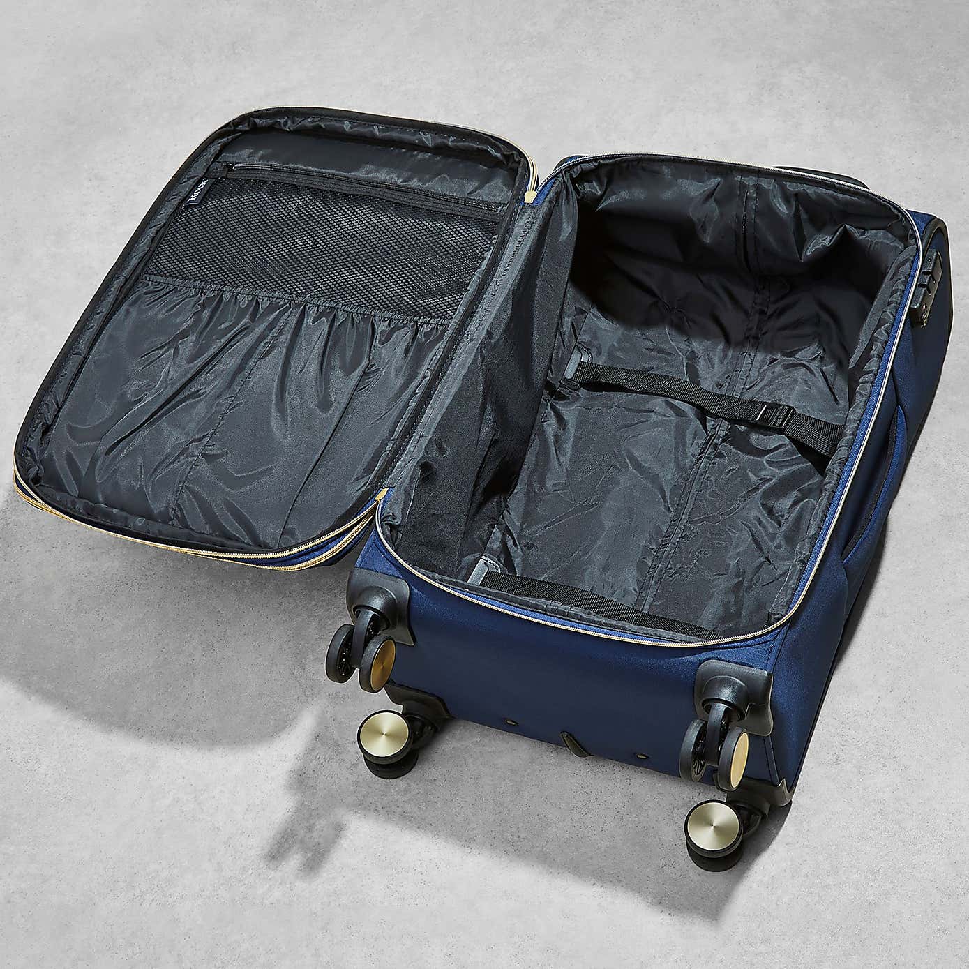 Rock Luggage Sloane Suitcase