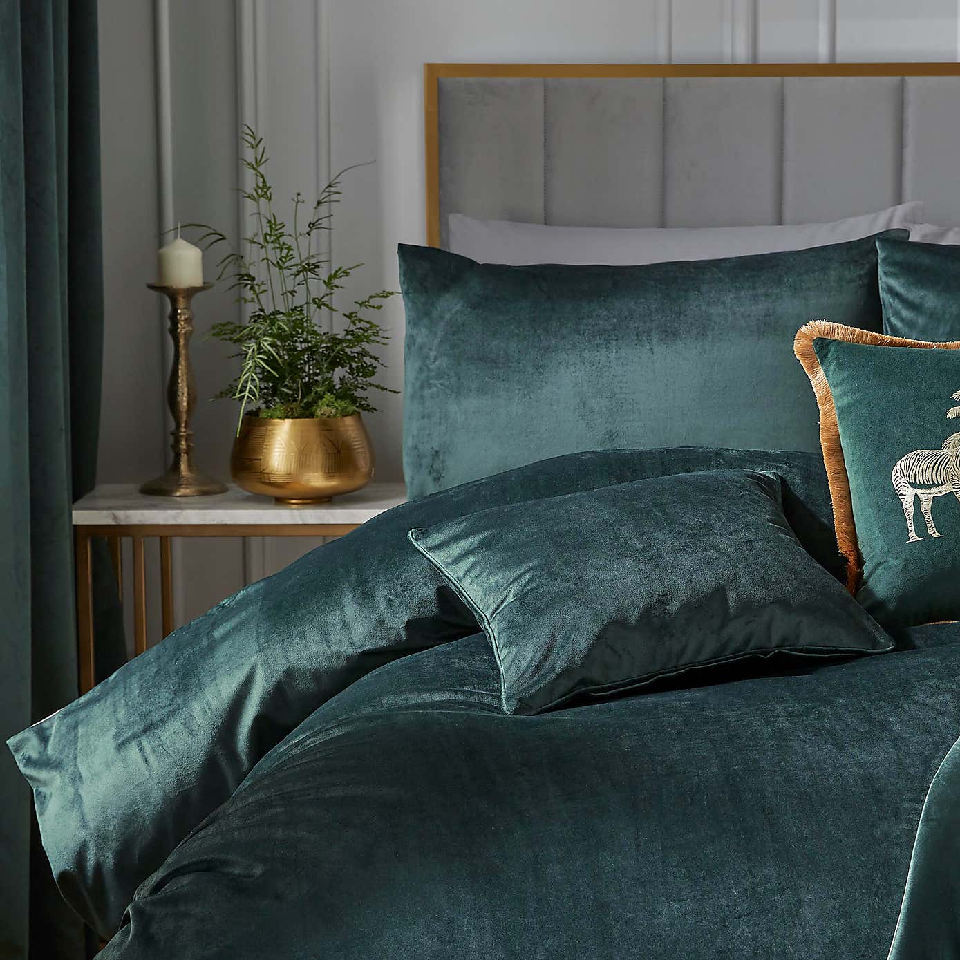 Laurence Llewelyn-Bowen Montrose Duvet Cover and Pillowcase Set