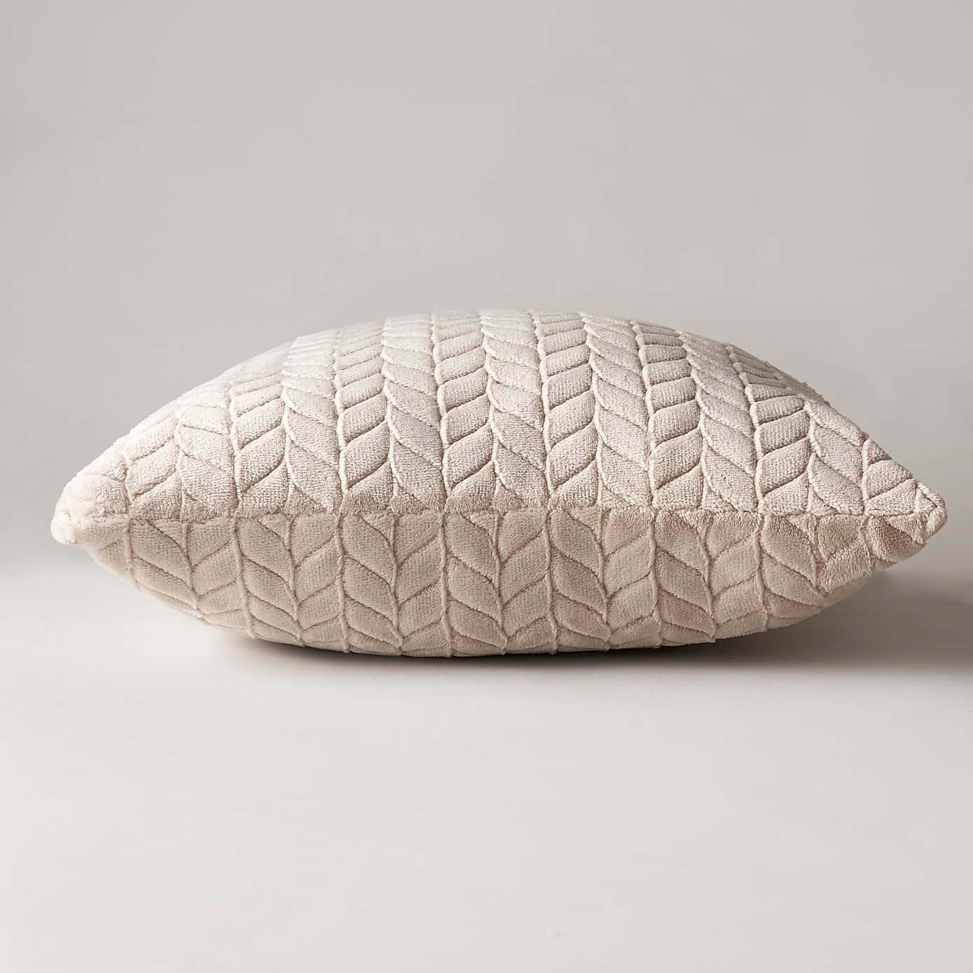 Amelia Cushion Cover