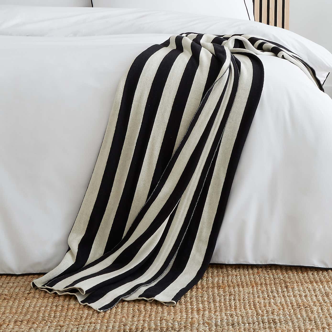Style Sisters Knitted Stripe Throw