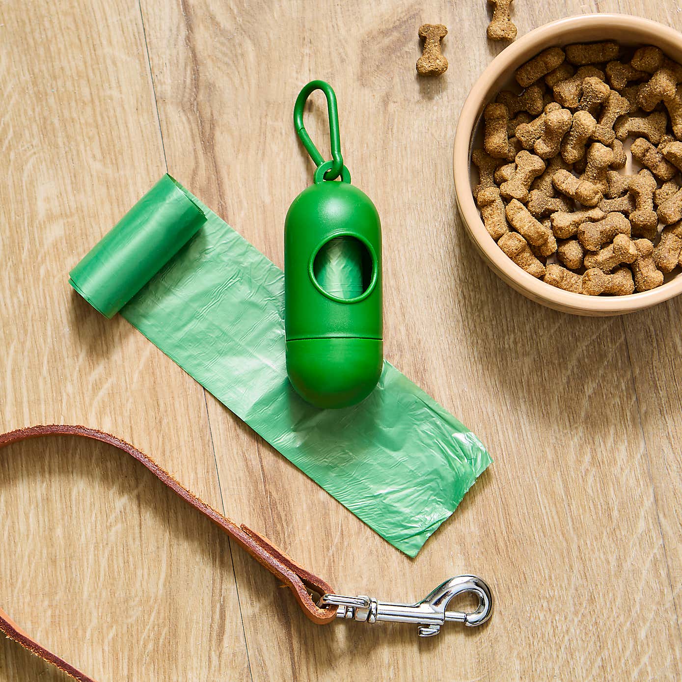 Pack of 30 Degradable Doggy Waste Bags with Clip on Dispenser