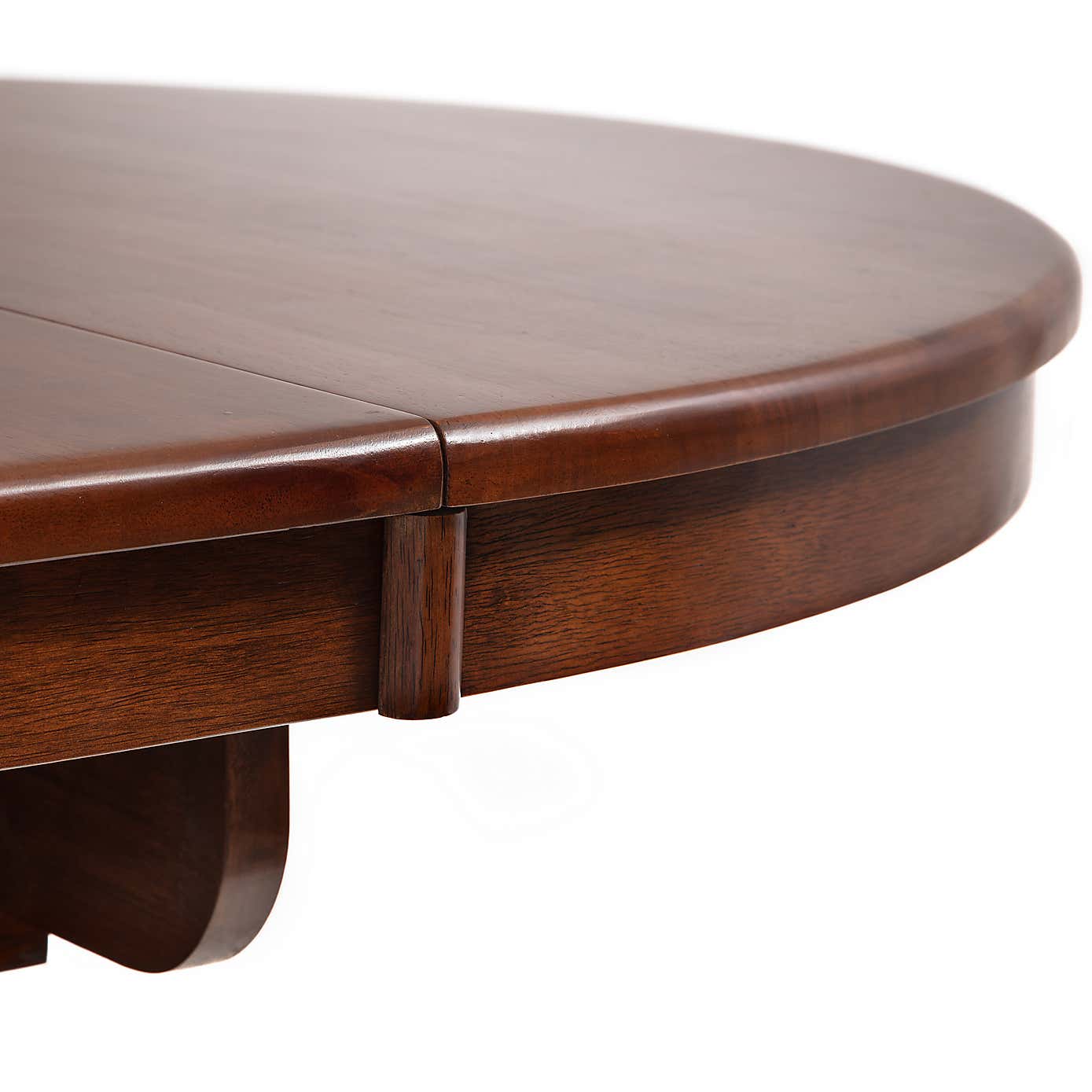 Canterbury Round To Oval Dining Table